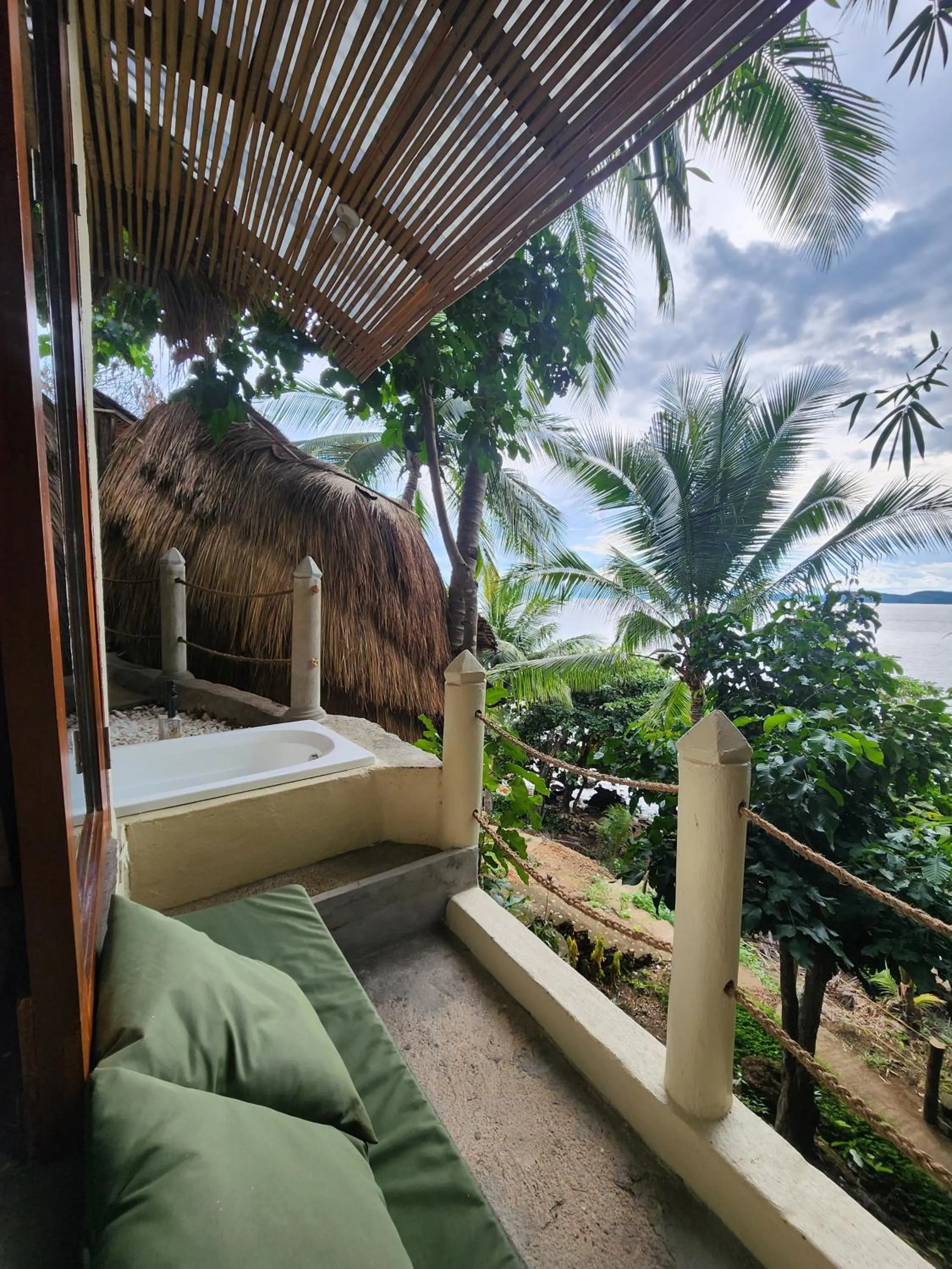 Cocovana Beach Resort