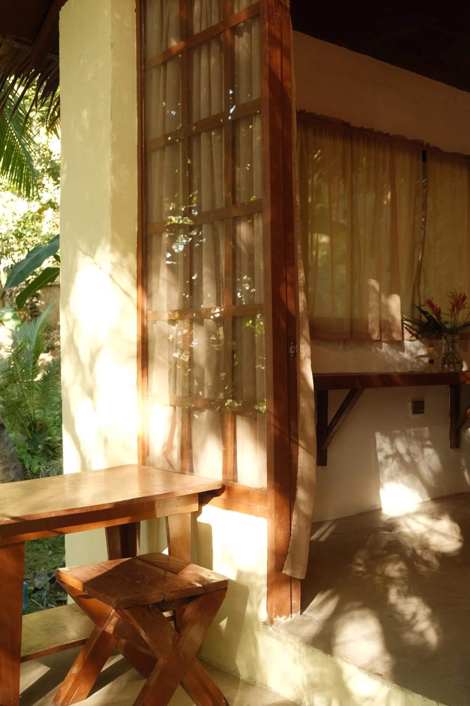 Cocovana Beach Resort