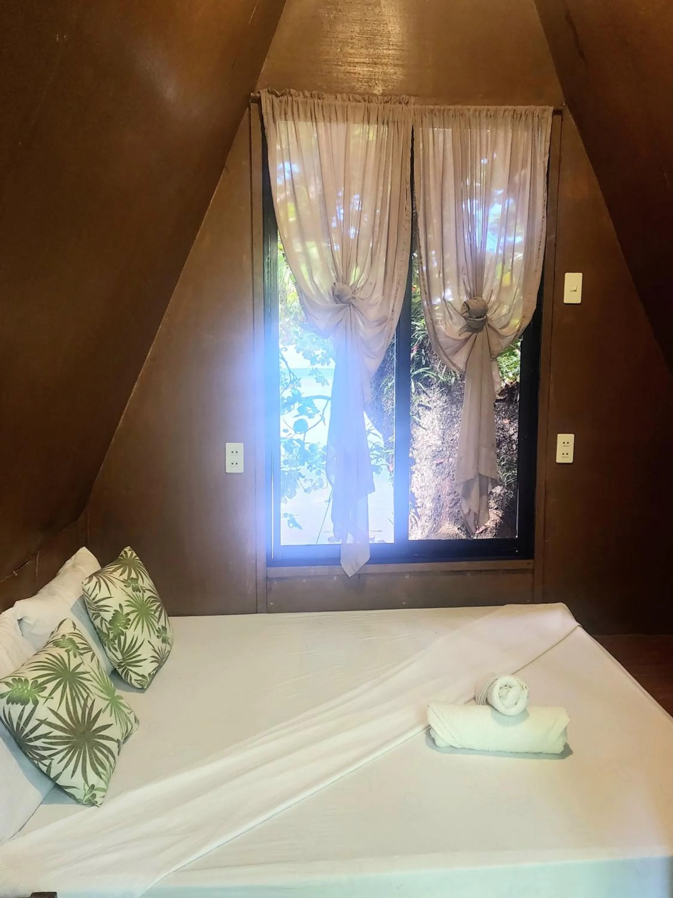 Bed in Cocovana Beach Resort