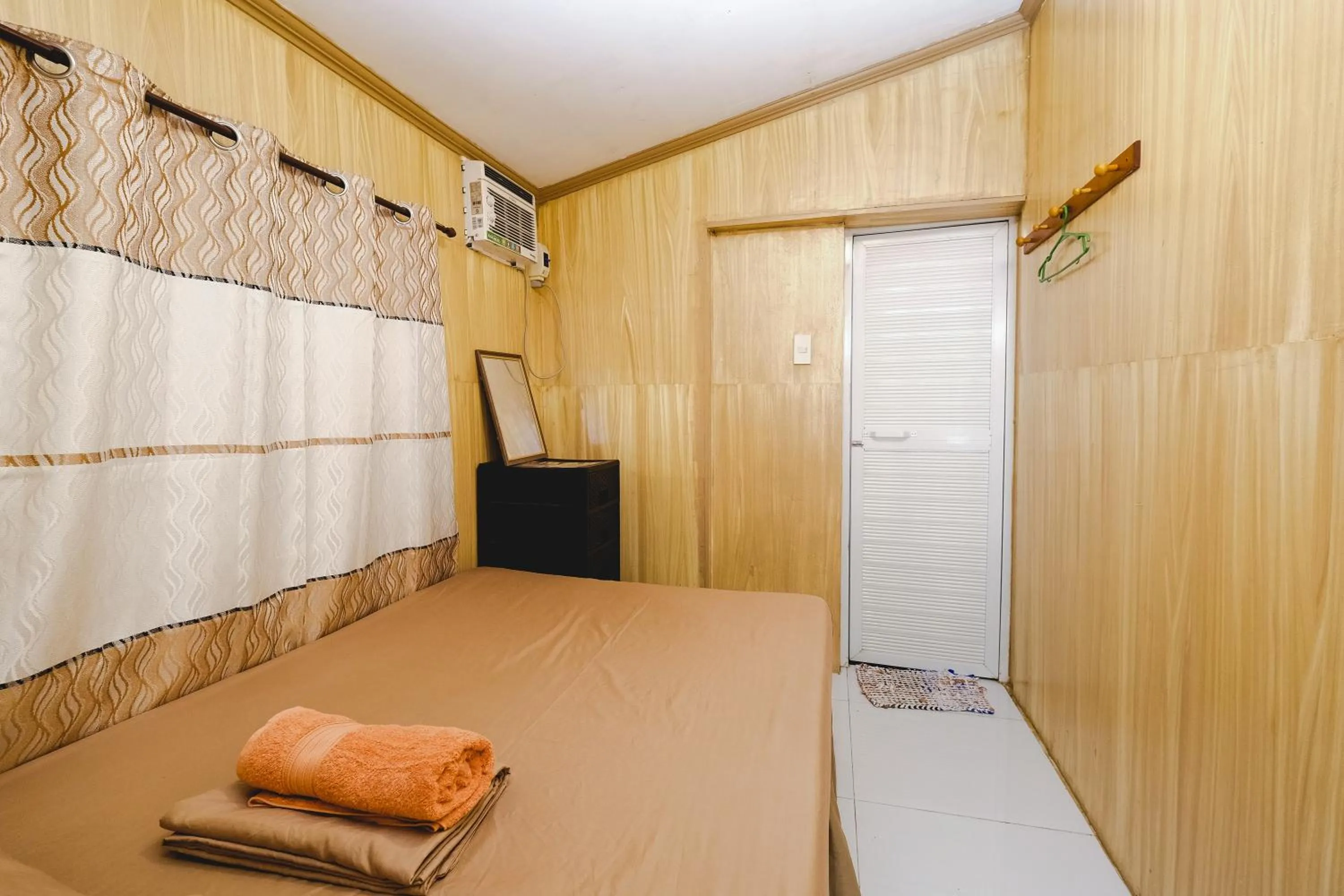 towels in Monaliza Surf Resort La Union