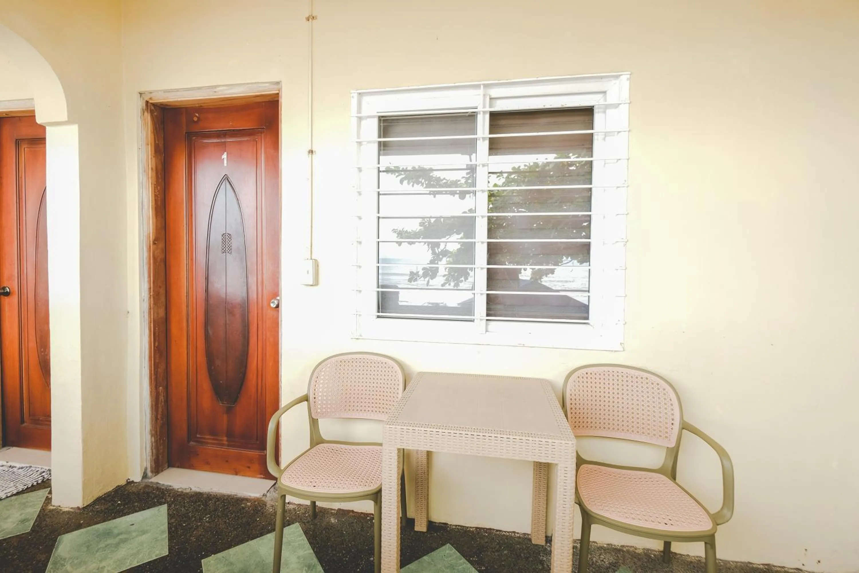 Seating area in Monaliza Surf Resort La Union