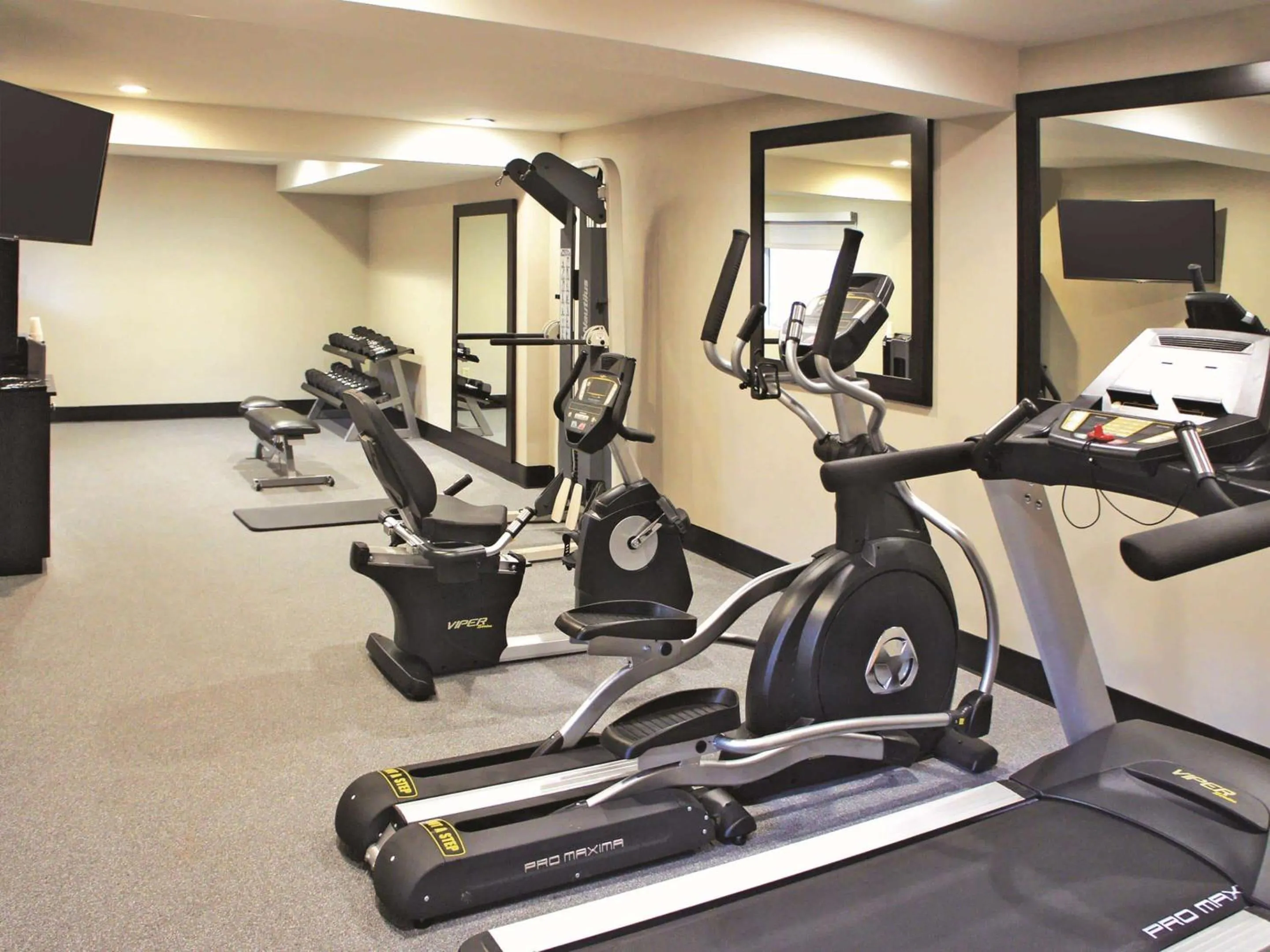 Fitness centre/facilities in Mission View Inn & Suites San Diego Sea World - Zoo