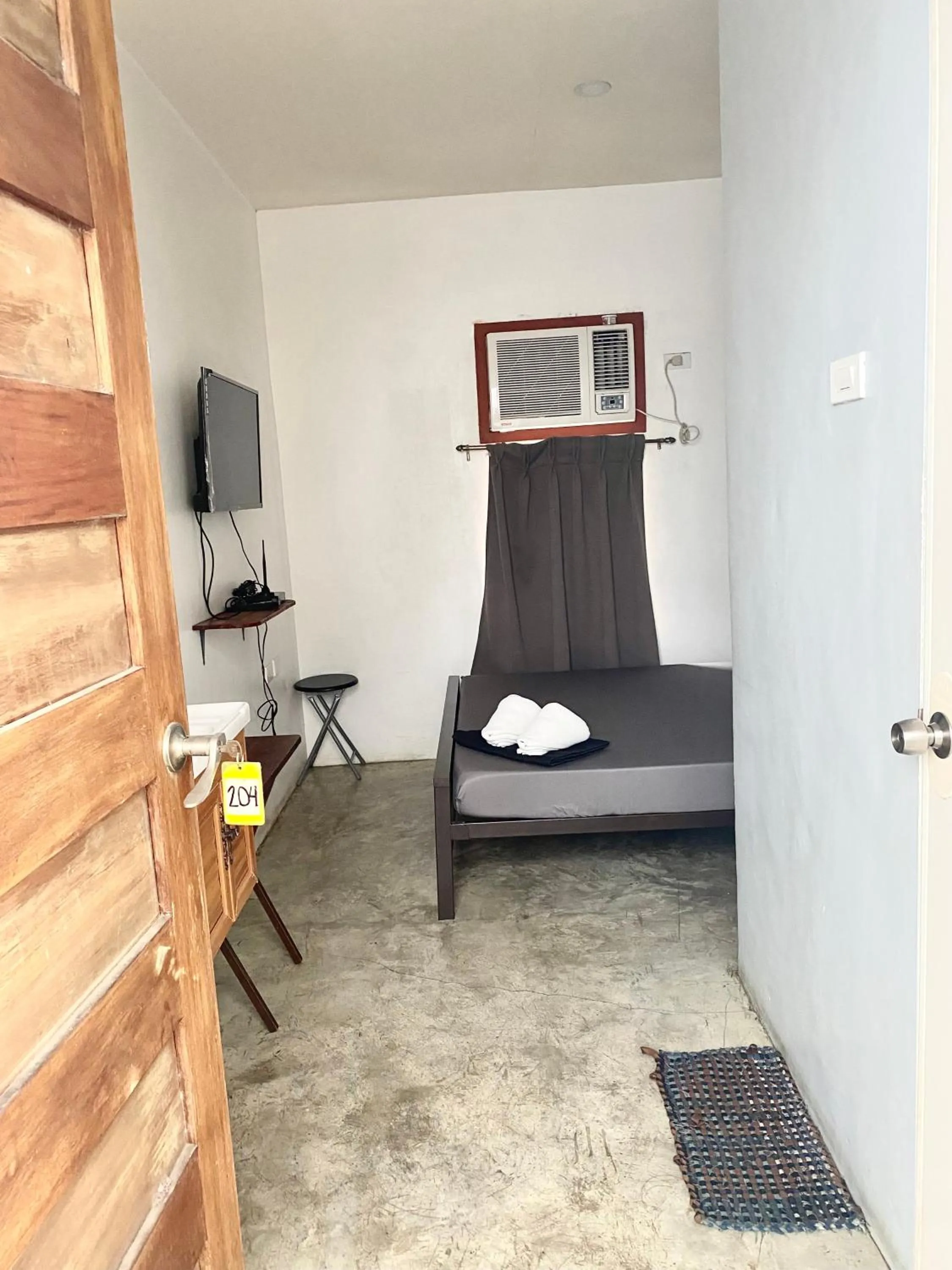 Bed in The Pocket Hotel