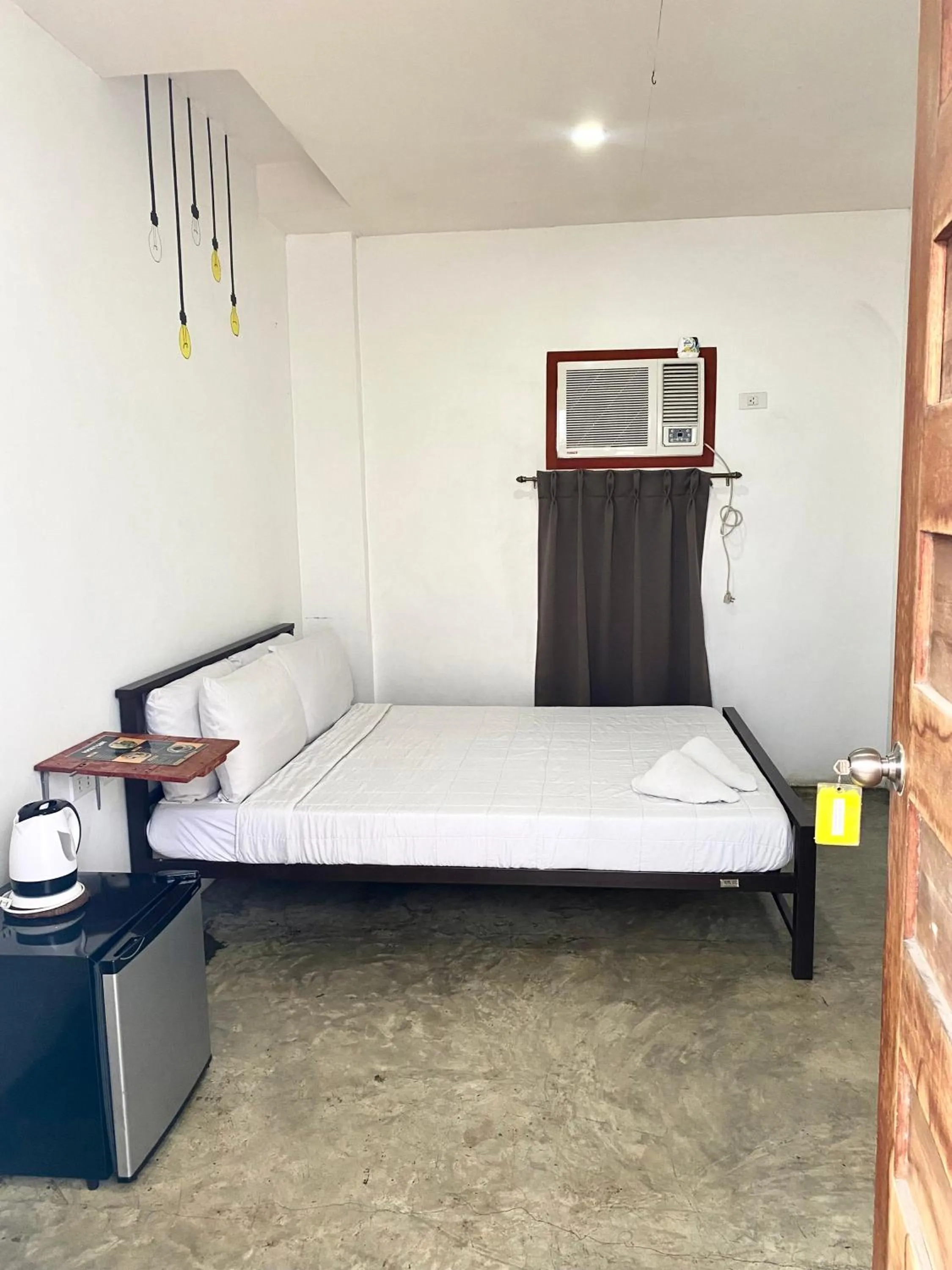 Bed in The Pocket Hotel