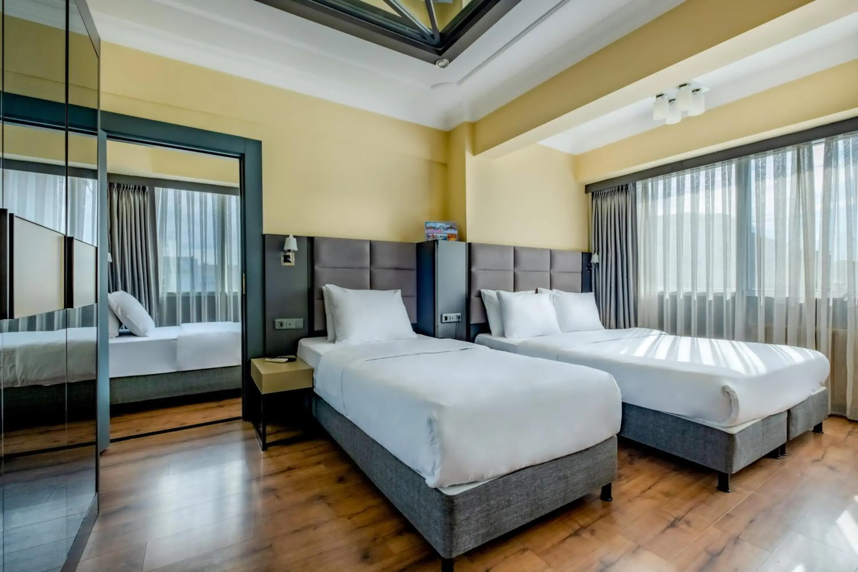 Deluxe Family Room in Frt Airlines Hotel - Istanbul Airport Deluxe Family Room in Frt Airlines Hotel - Istanbul Airport