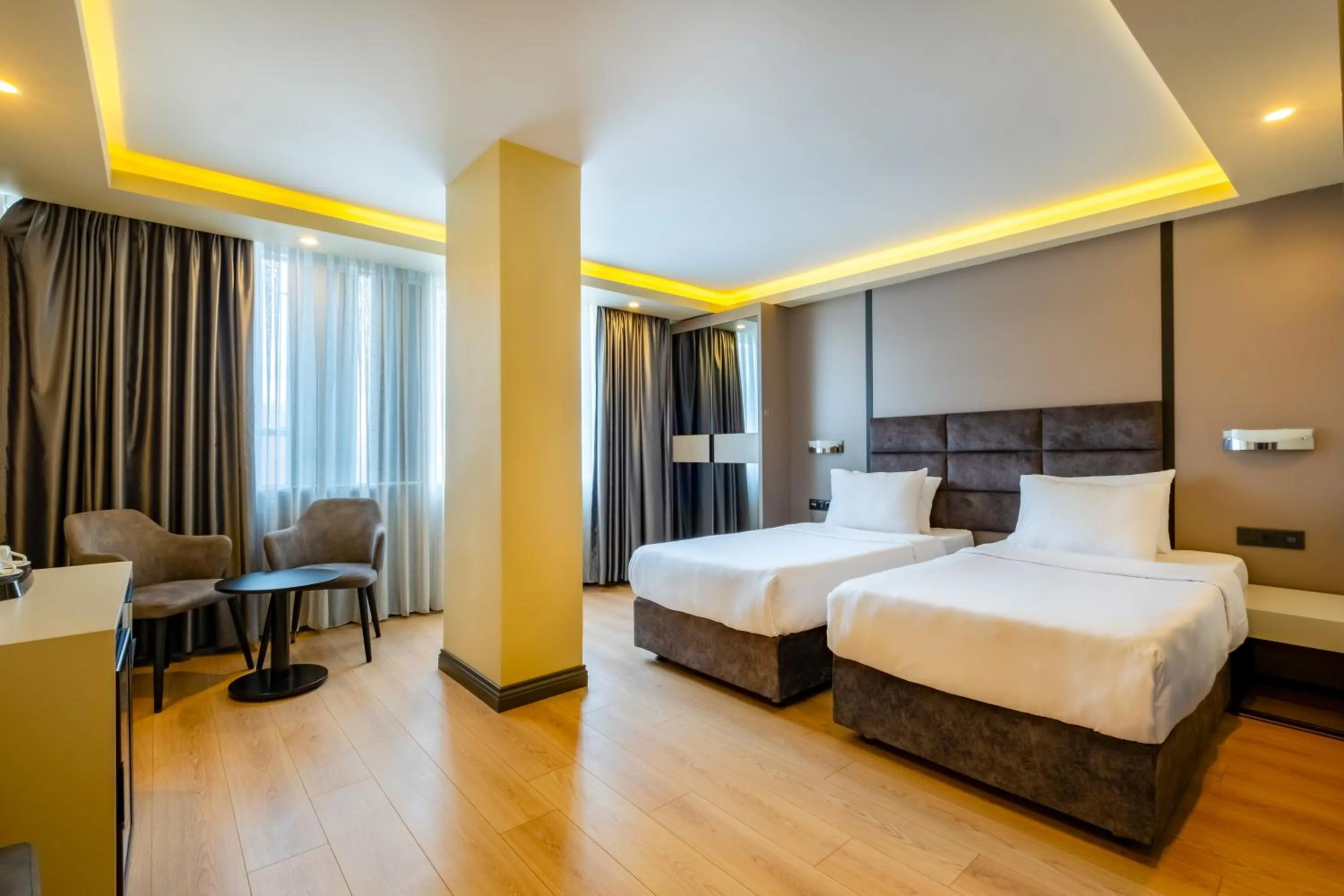 Bed in Frt Airlines Hotel - Istanbul Airport