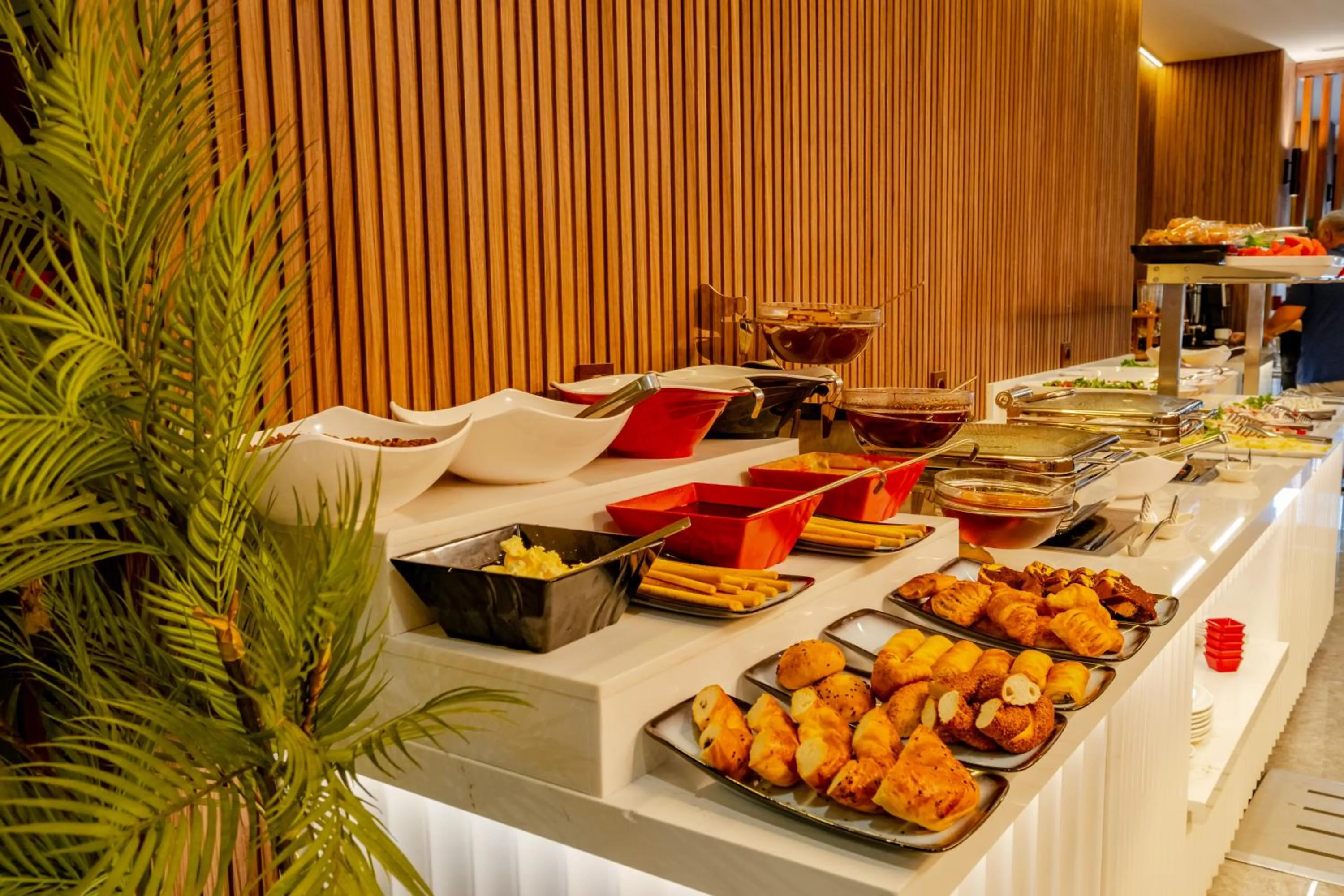 Restaurant/places to eat in Frt Airlines Hotel - Istanbul Airport