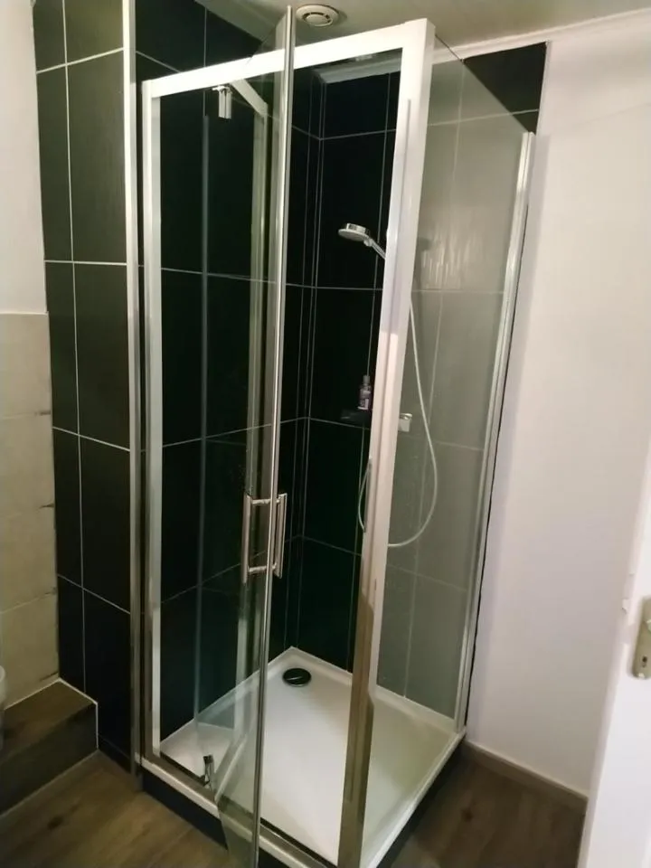 Bathroom in Chambre du Relais