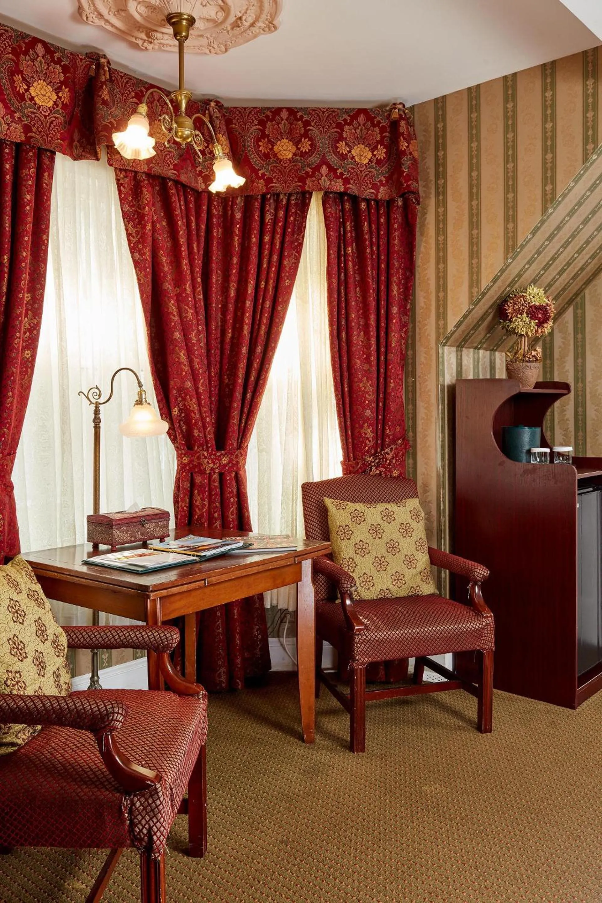 Decorative detail in Queen Anne