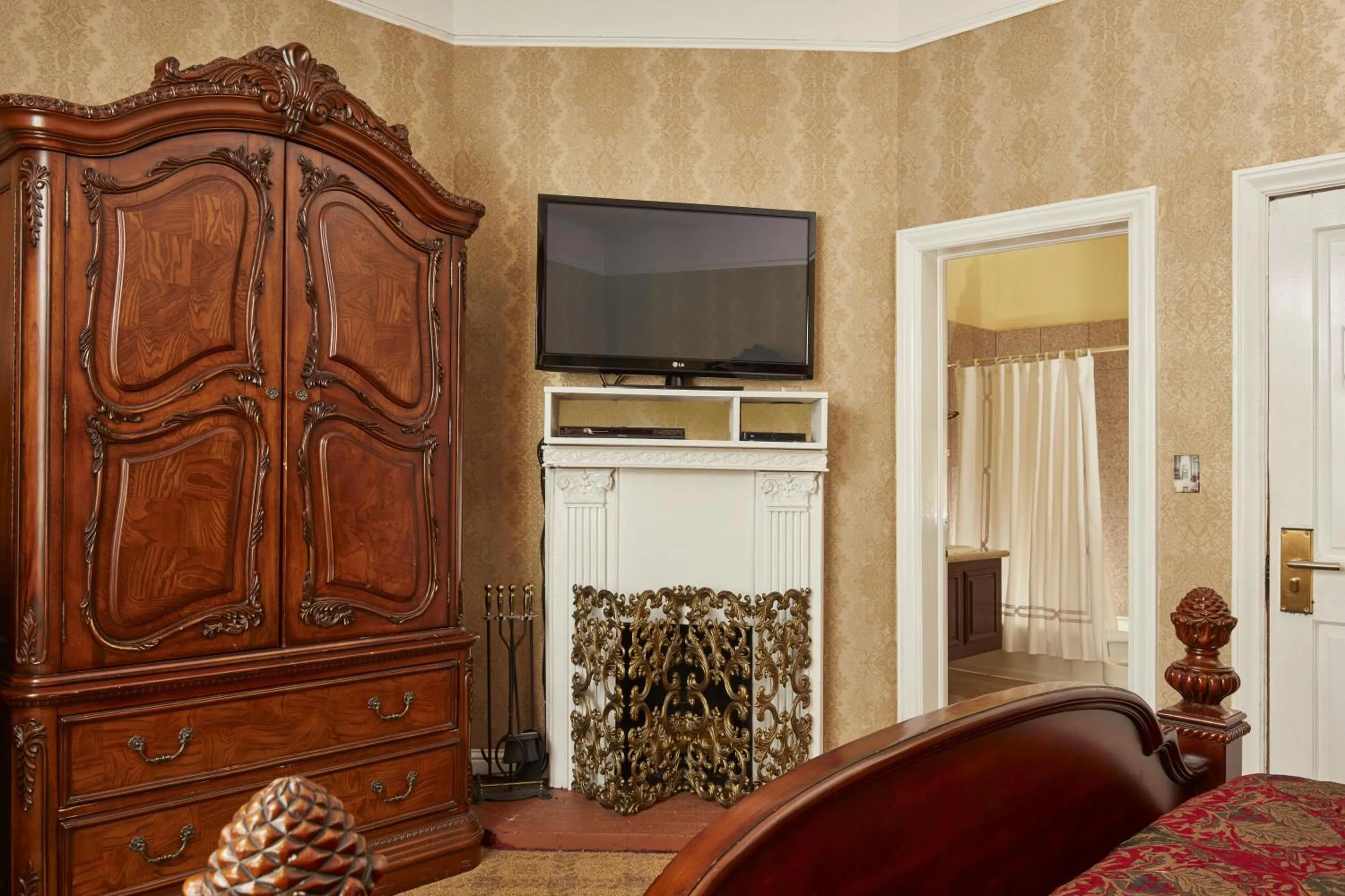 Living room in Queen Anne