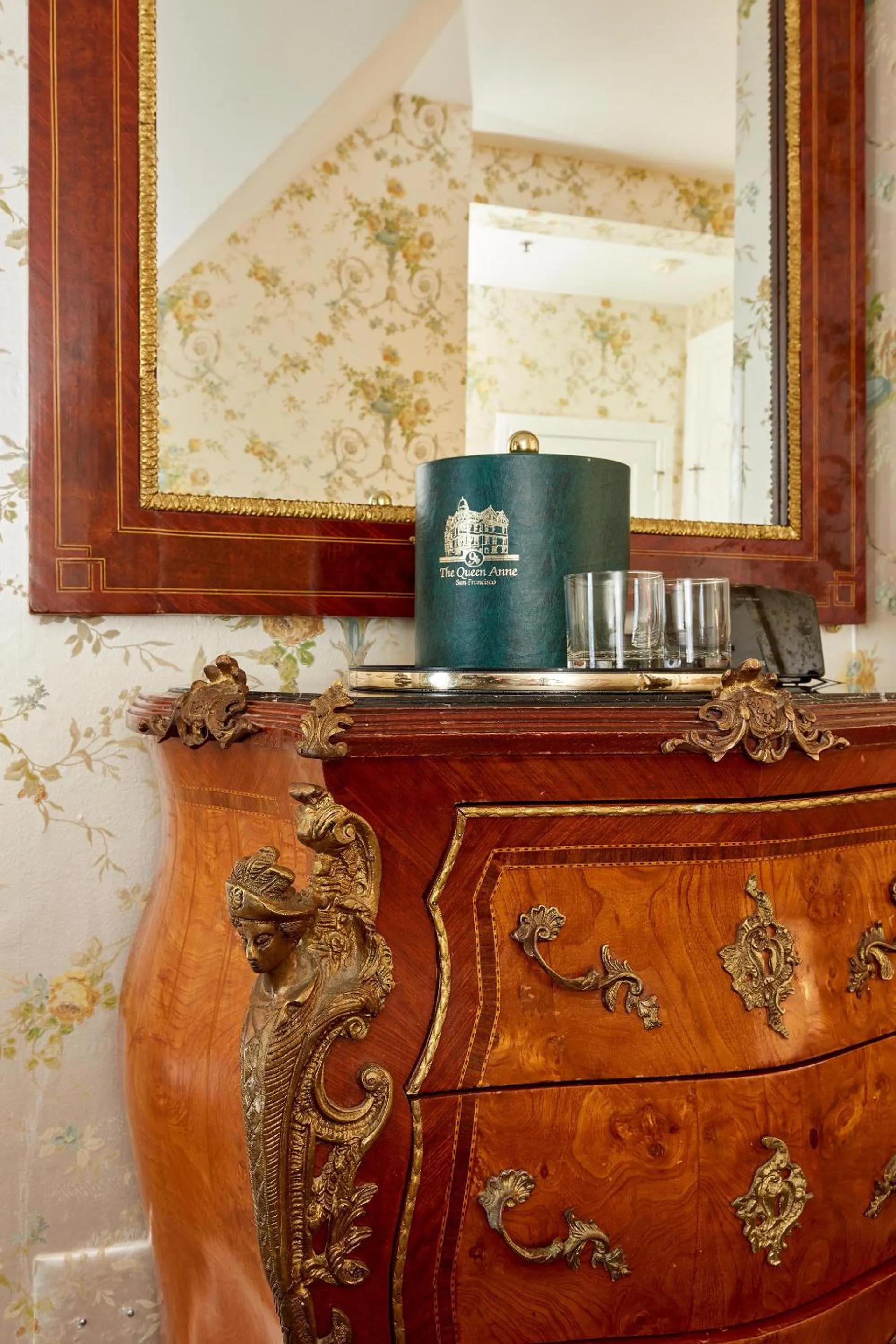 Decorative detail in Queen Anne