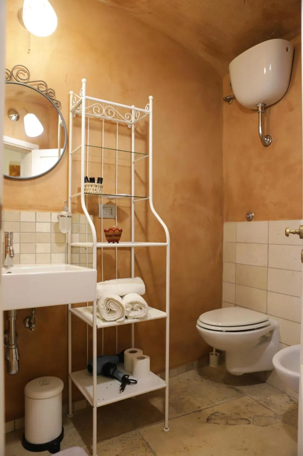 Bathroom in La Petite Maison