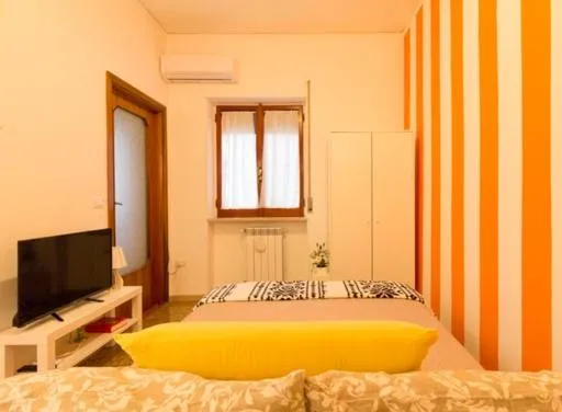 Photo of the whole room in Cri&Gio