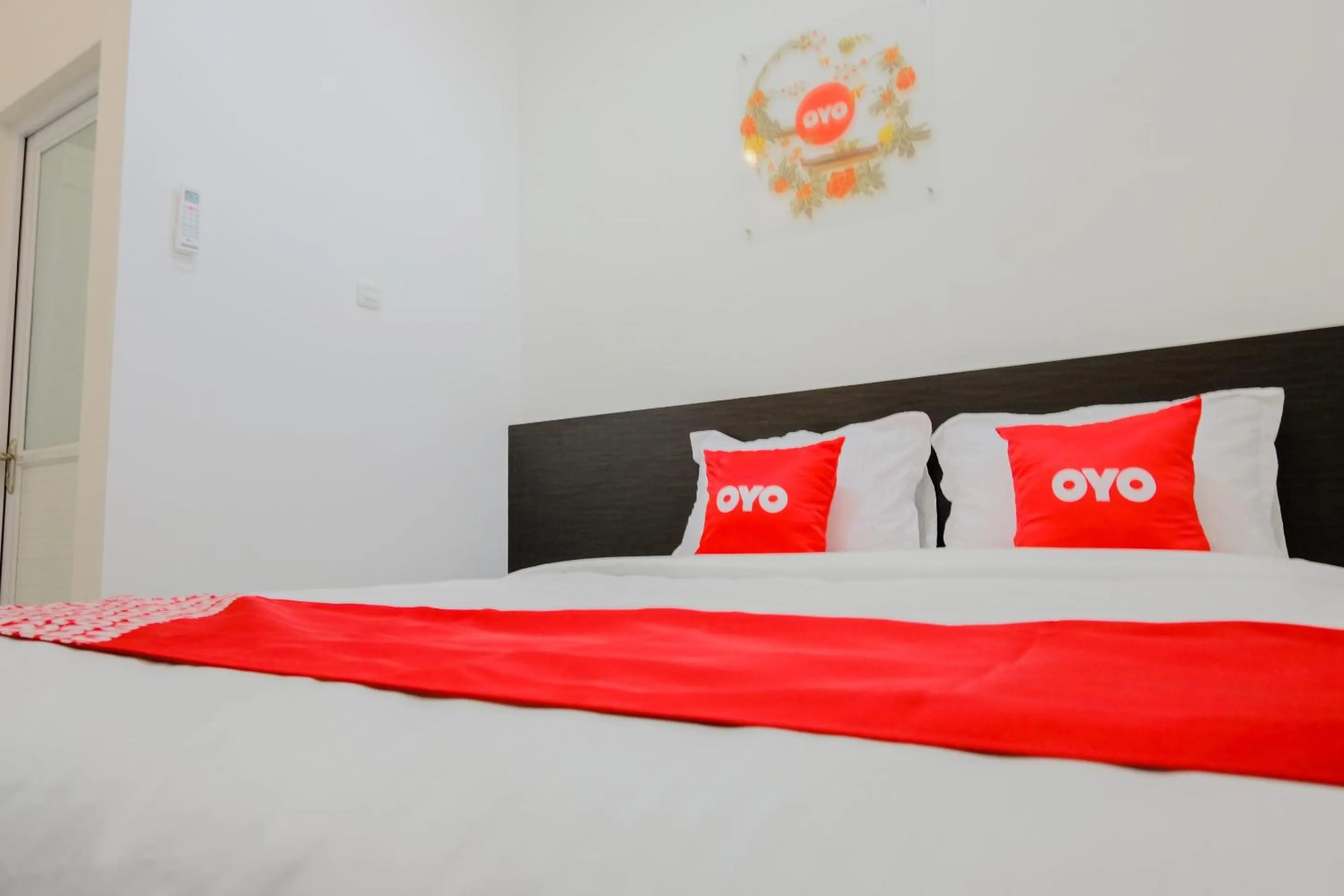 Bedroom, Bed in Hotel O Mata Air Near University of Gajayana Malang
