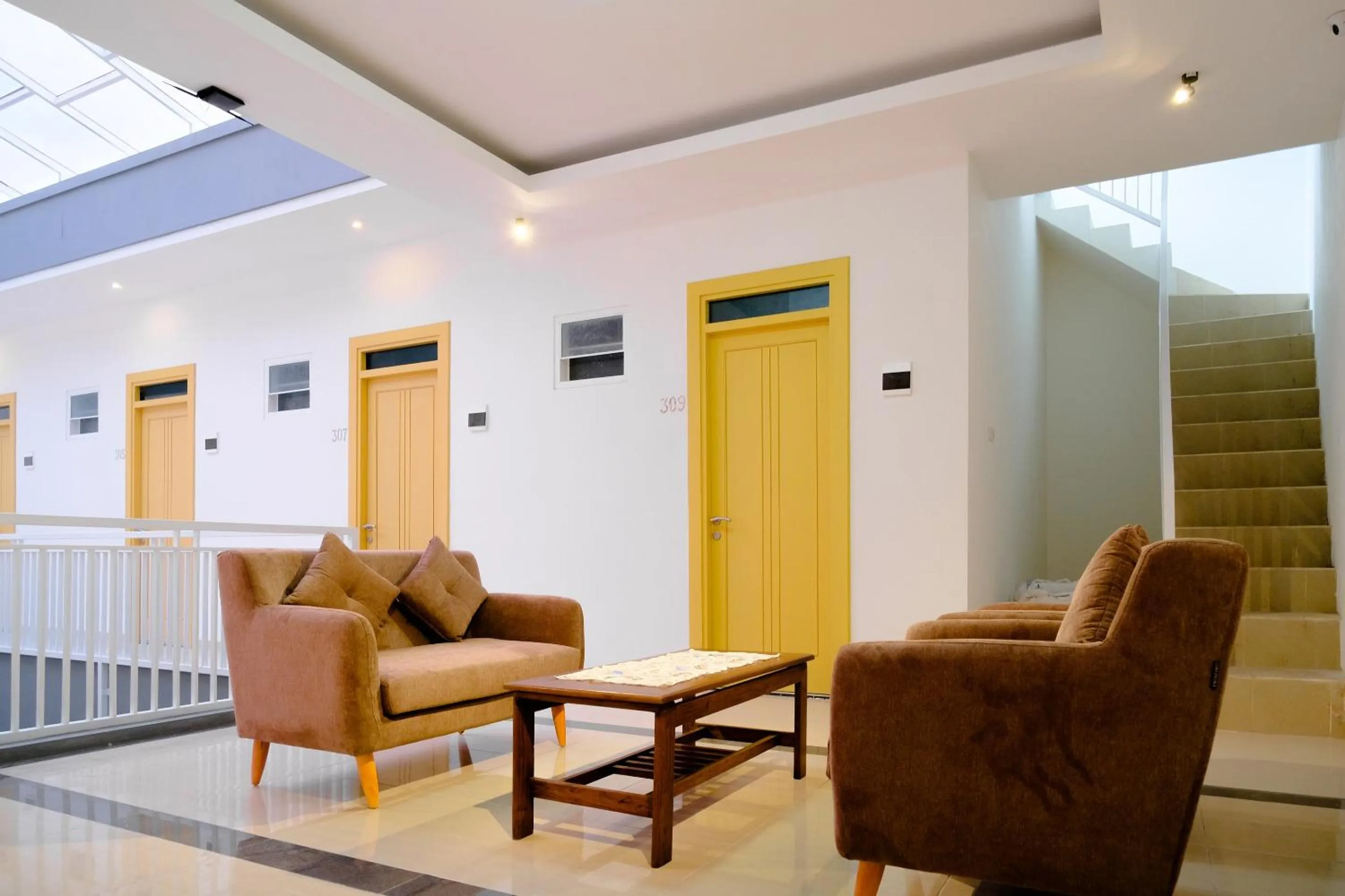 Lobby or reception in Hotel O Mata Air Near University of Gajayana Malang