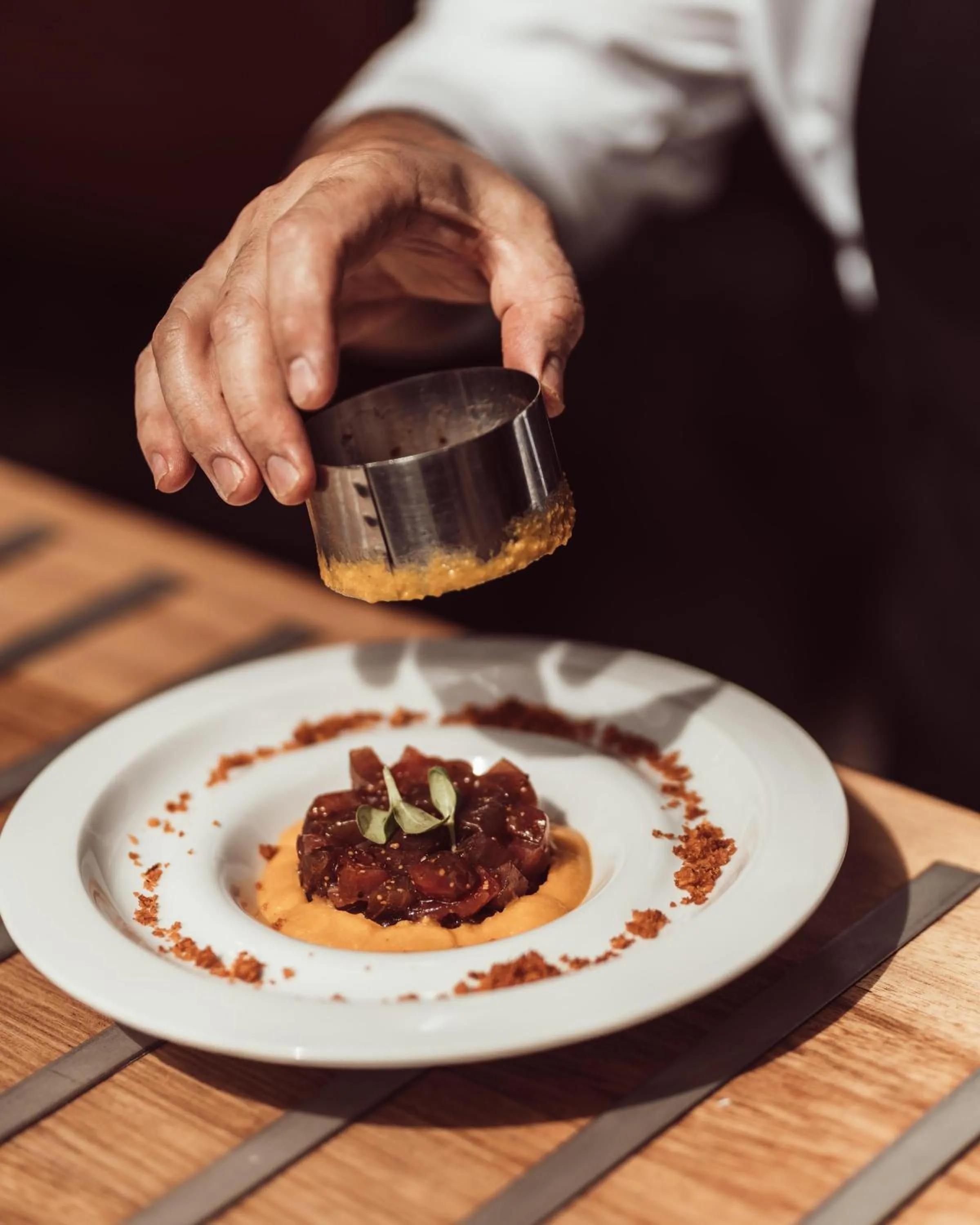 Restaurant/places to eat in Hotel Baobab Suites