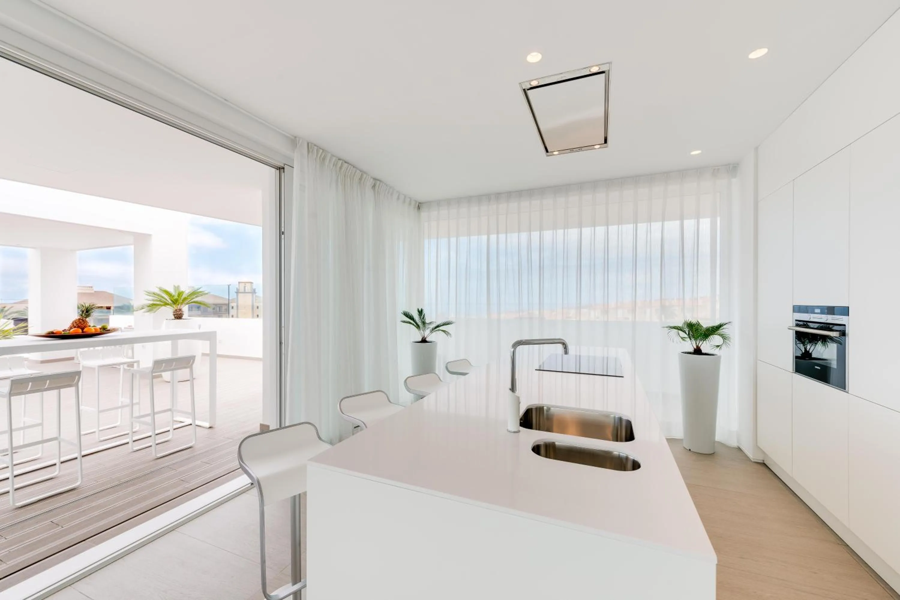 Photo of the whole room in Hotel Baobab Suites