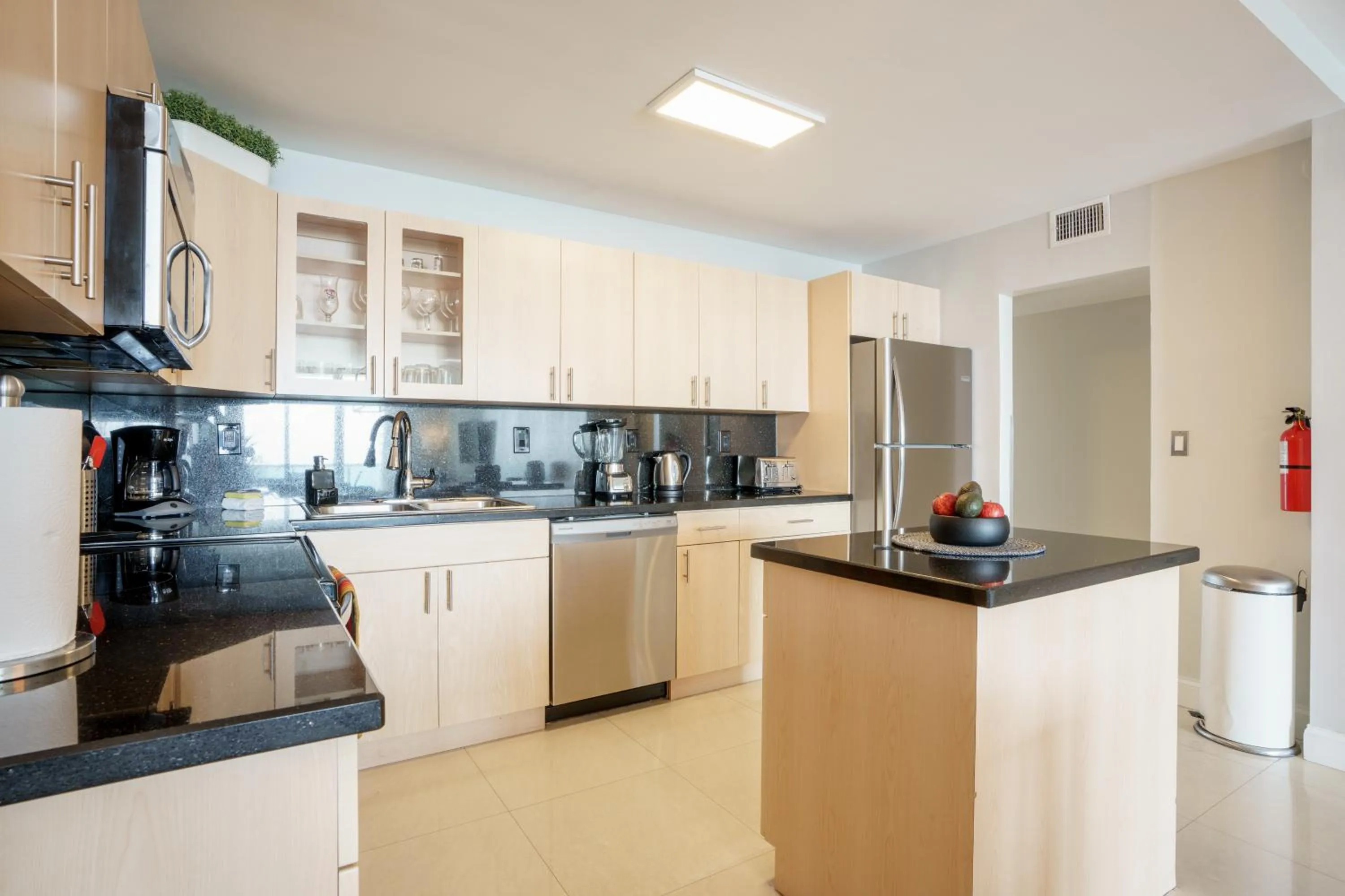 kitchen in OCEAN RESERVE 15th Floor - Gorgeous Ocean View - STR00907