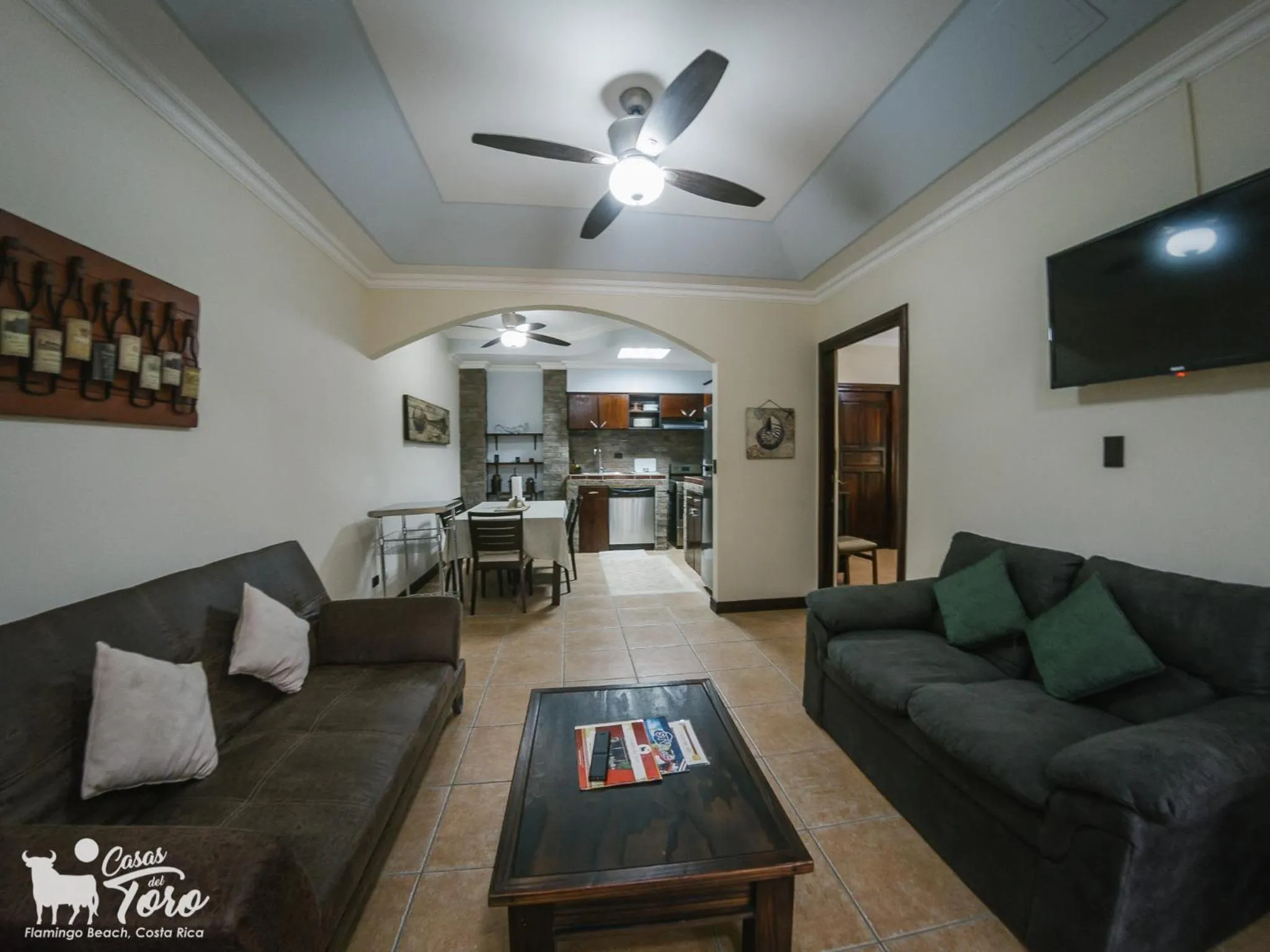 TV and multimedia in Casas del Toro Playa Flamingo