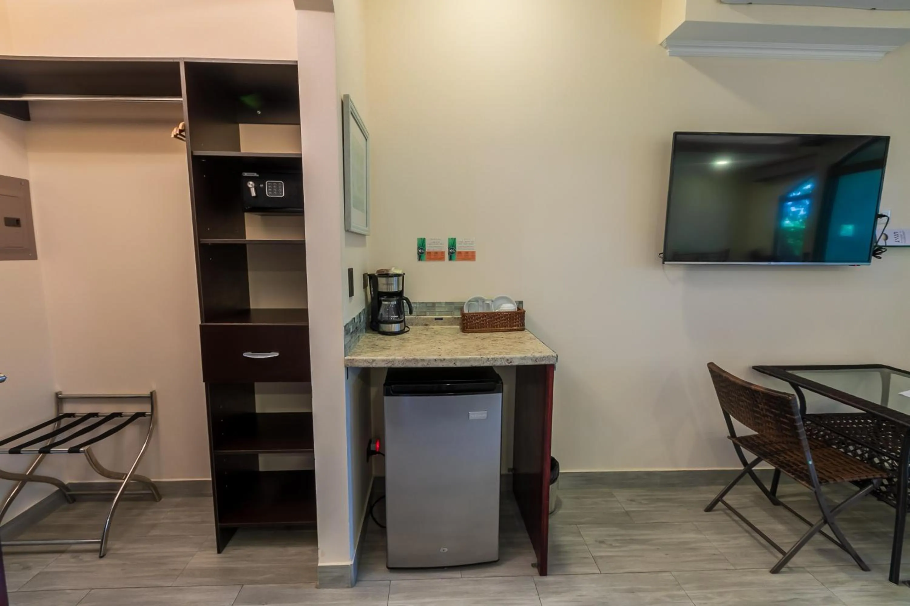 TV and multimedia in Casas del Toro Playa Flamingo