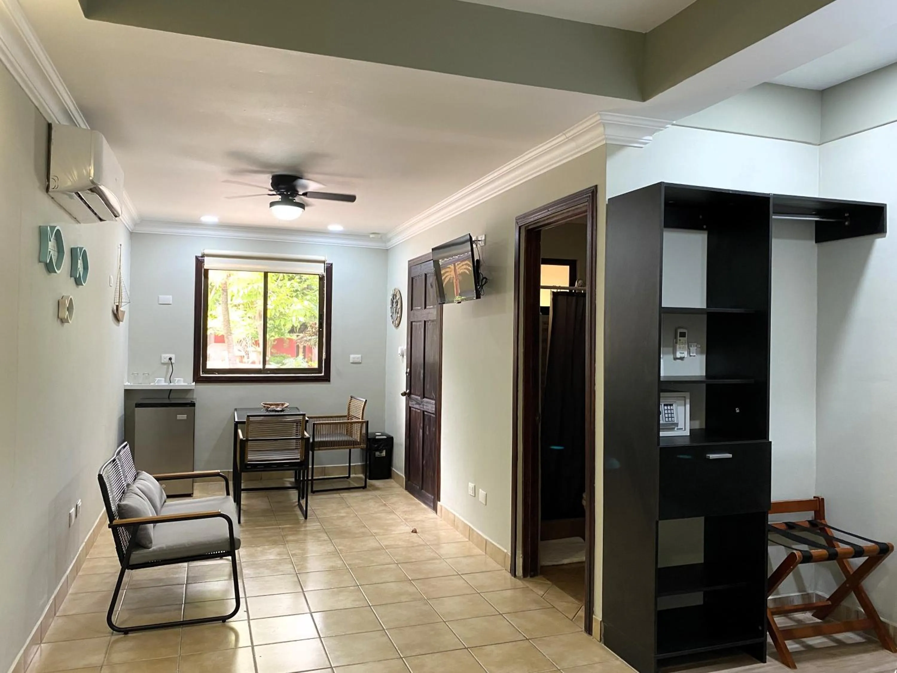 TV and multimedia in Casas del Toro Playa Flamingo