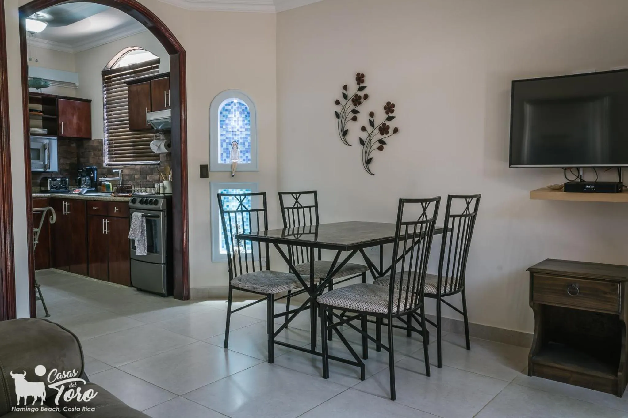 TV and multimedia in Casas del Toro Playa Flamingo