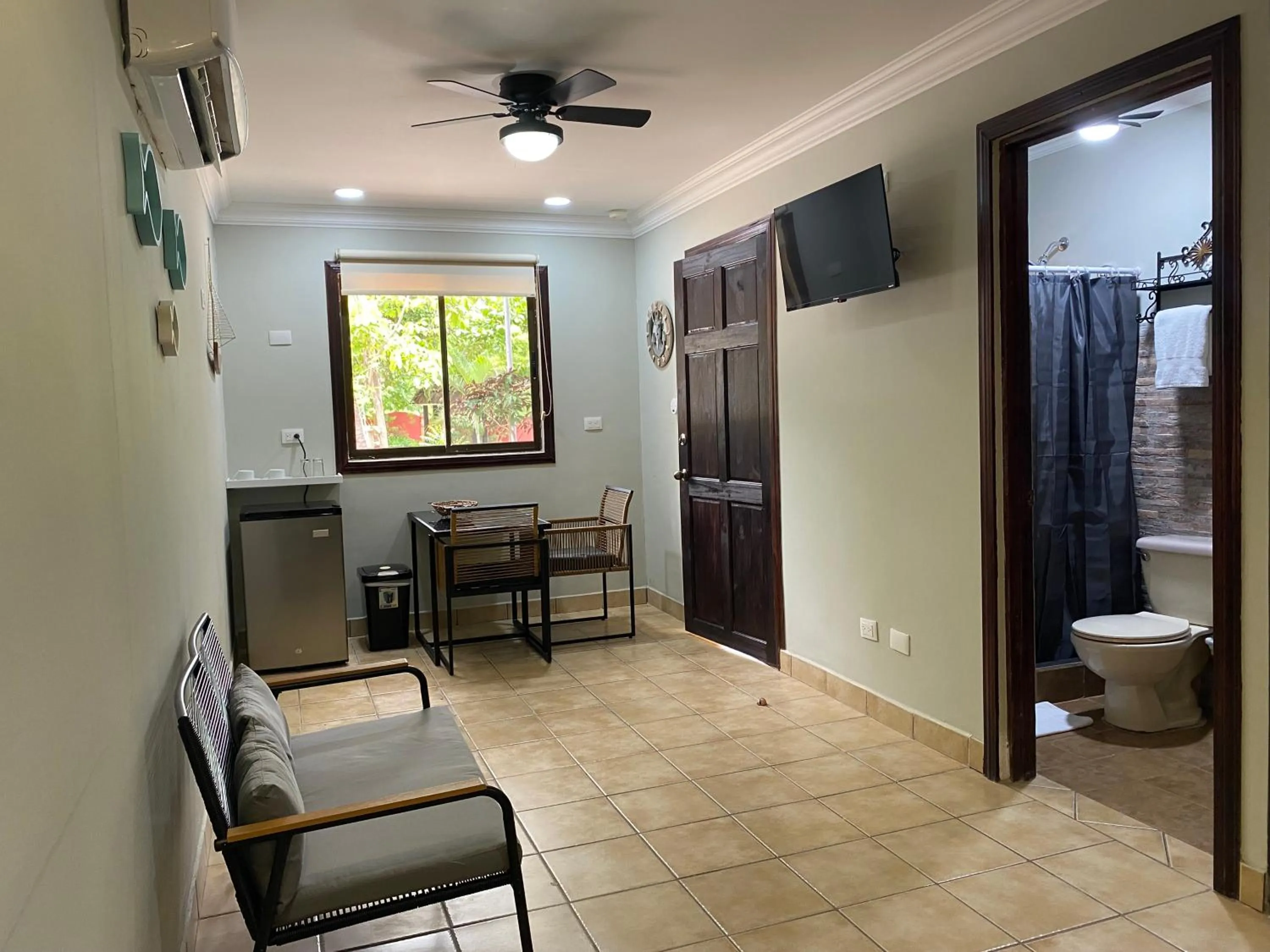 Bathroom in Casas del Toro Playa Flamingo