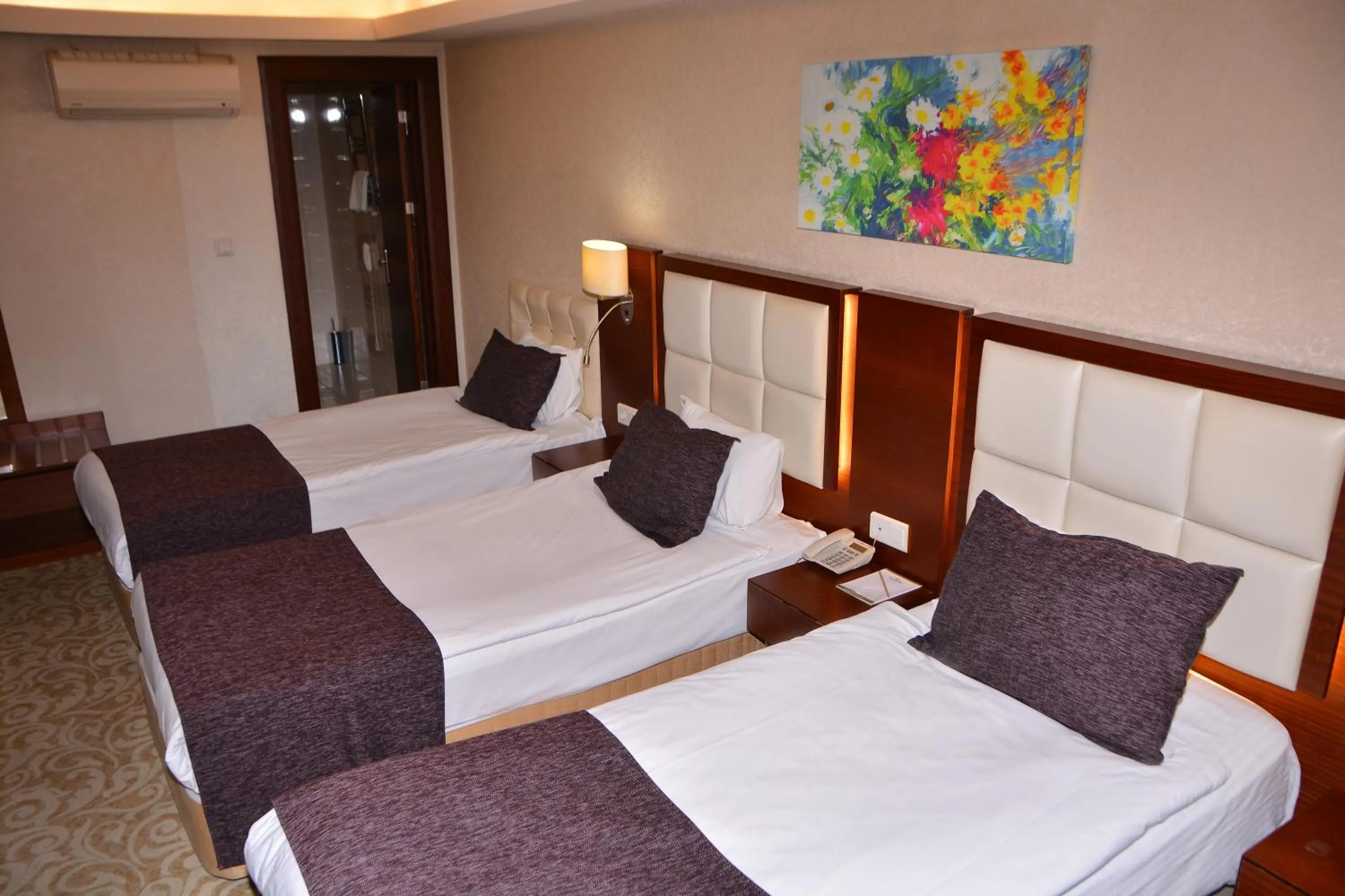 Photo of the whole room, Bed in Asrin Business Hotel Kızılay