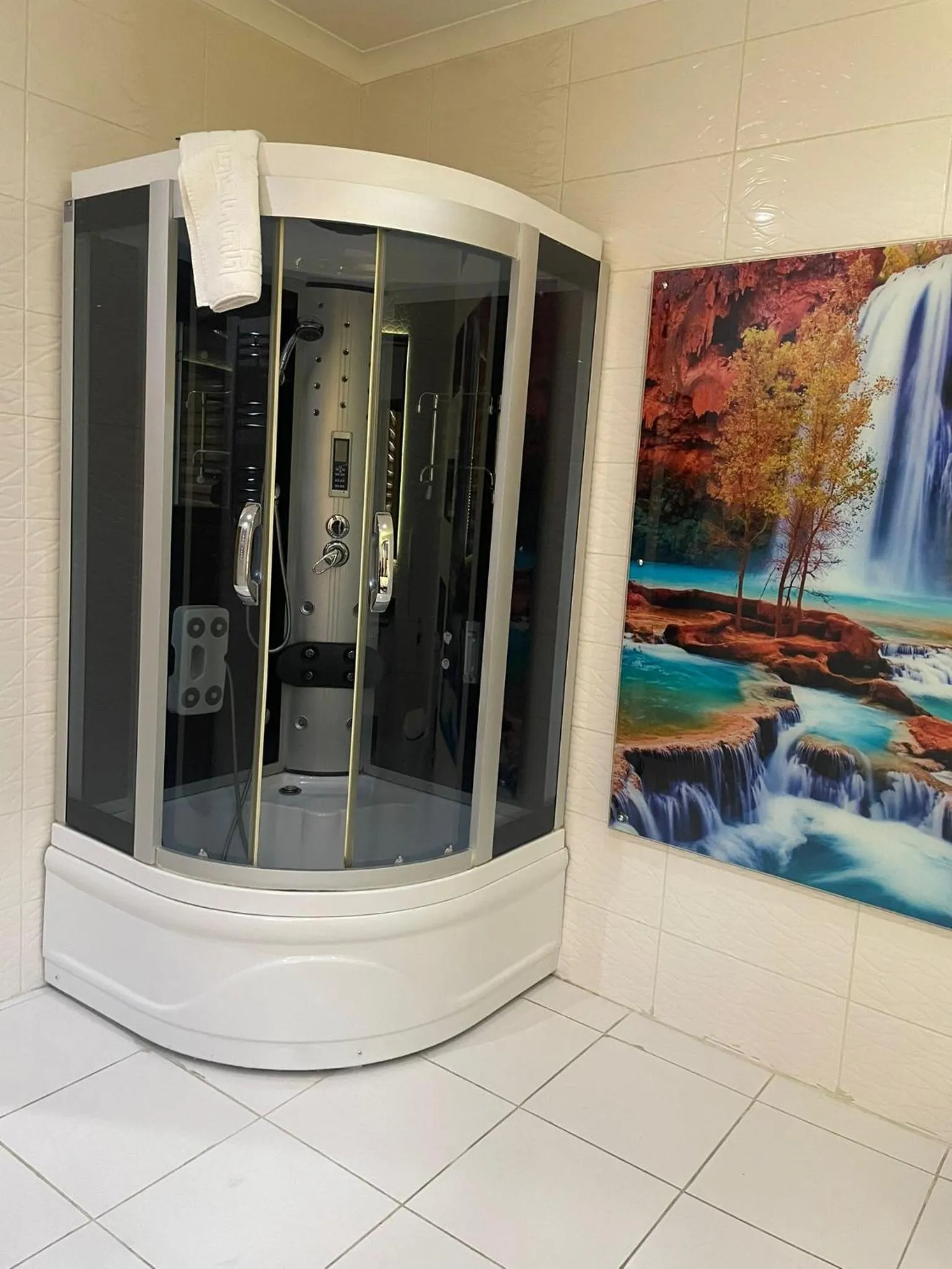 Shower in Asrin Business Hotel Kızılay