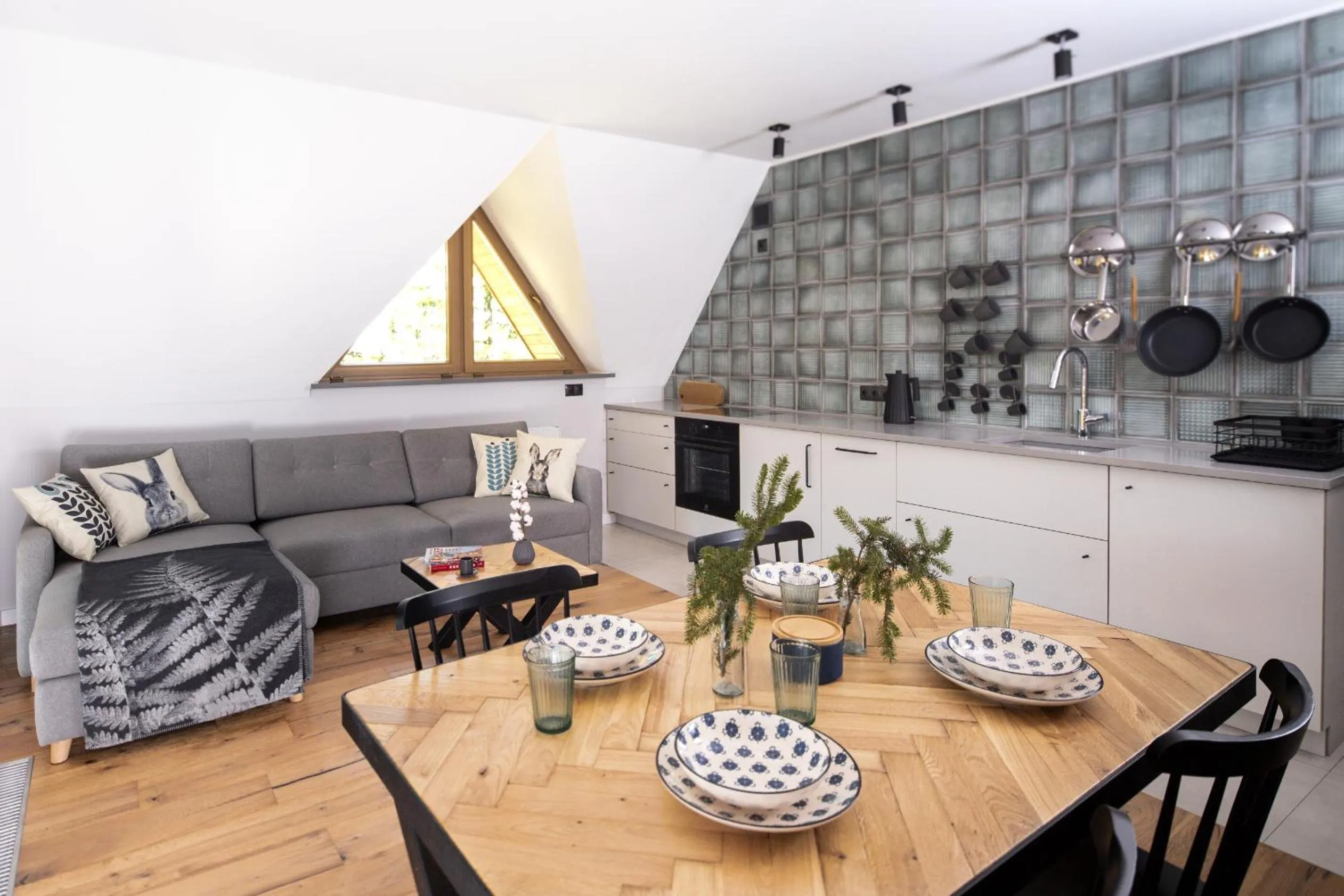 Living room in Green Deer Premium