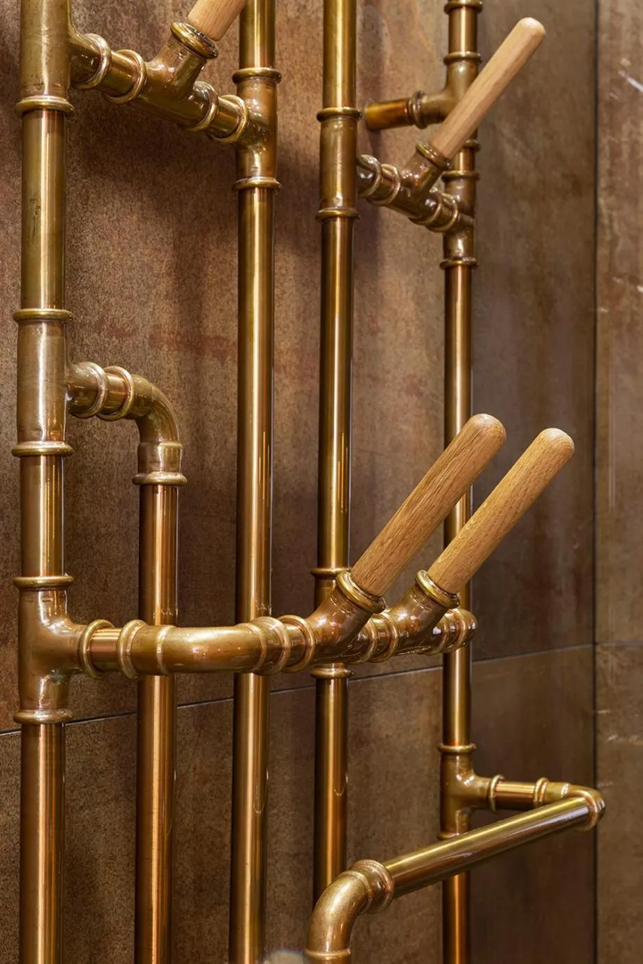 Decorative detail in Green Deer Premium