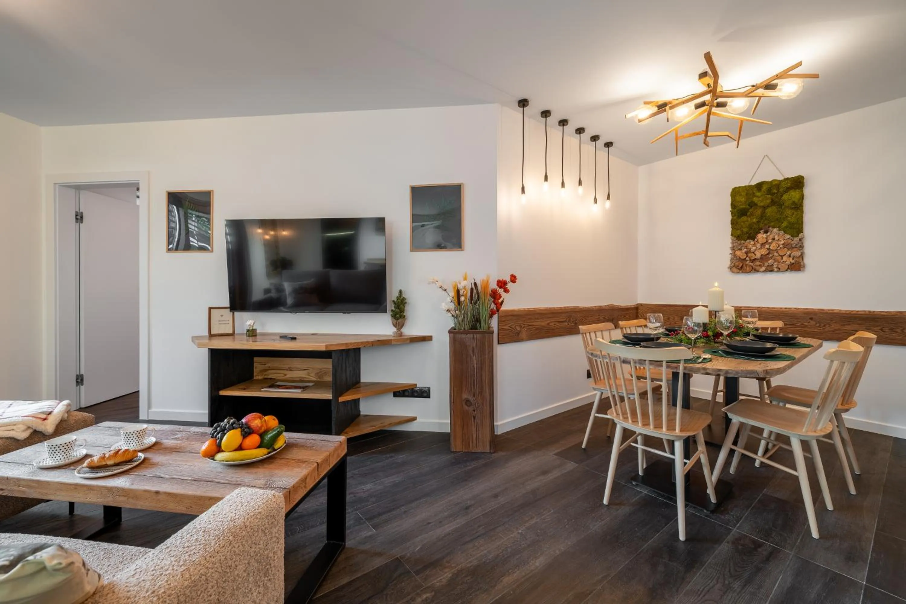 Living room in Green Deer Premium