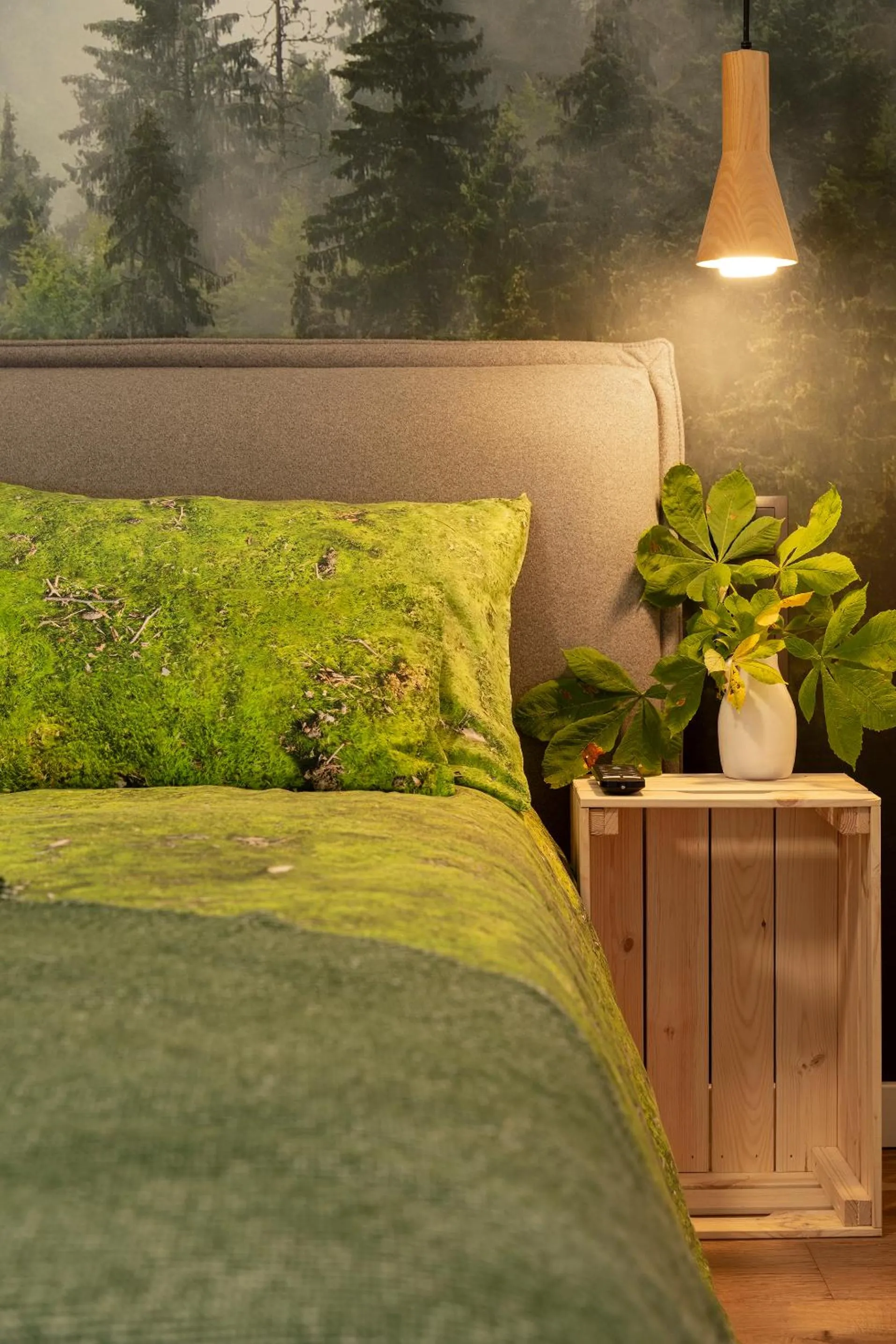 Bed in Green Deer Premium