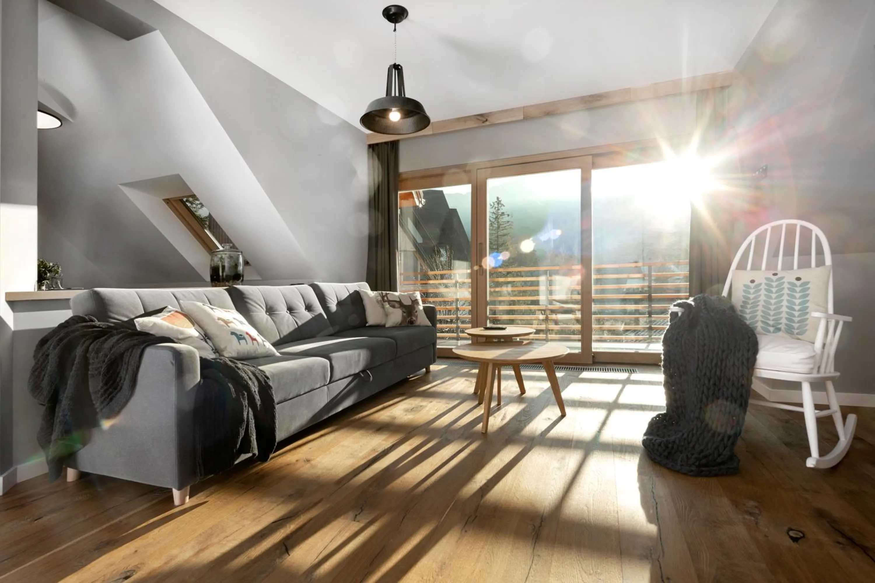 Living room in Green Deer Premium