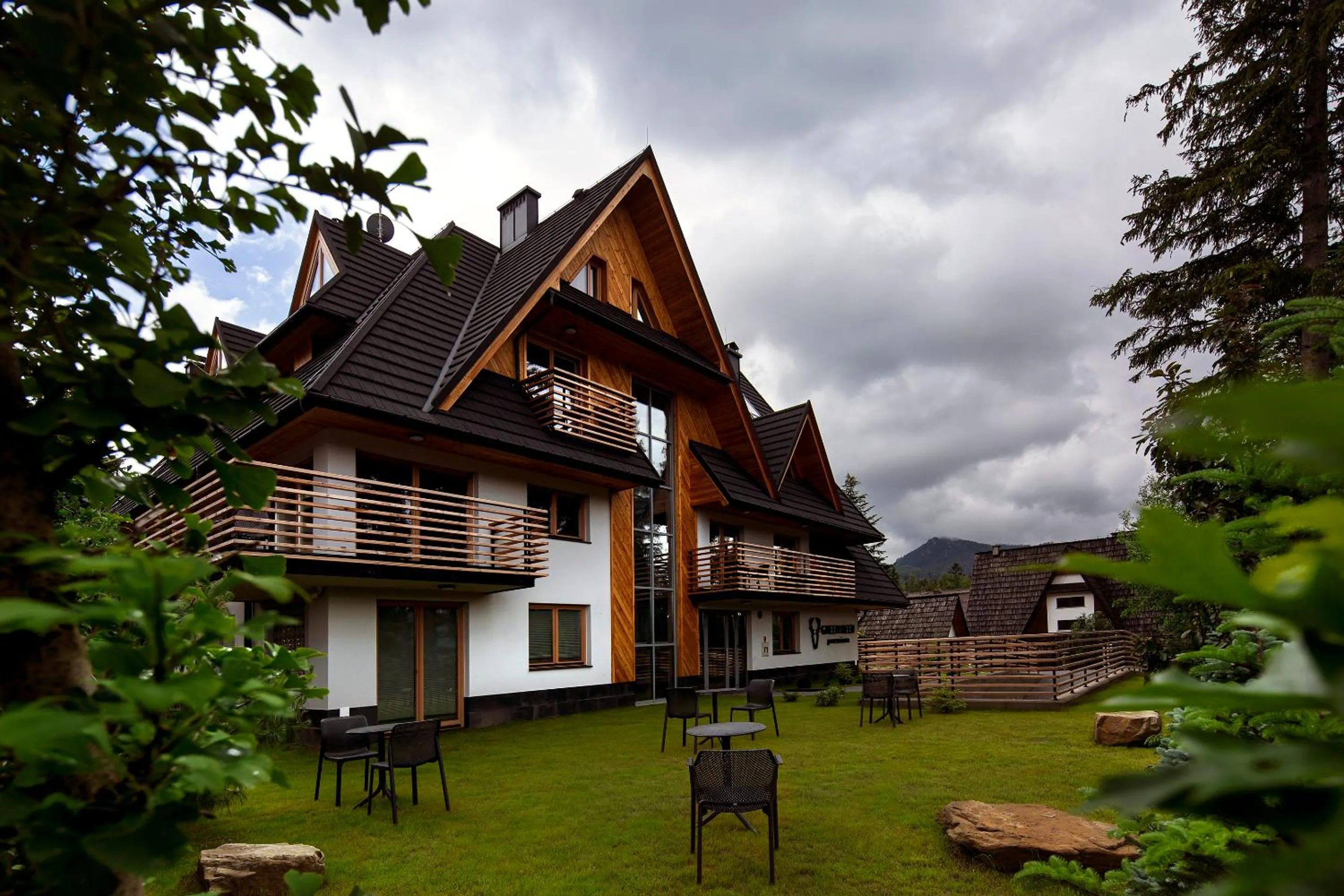 Facade/entrance in Green Deer Premium