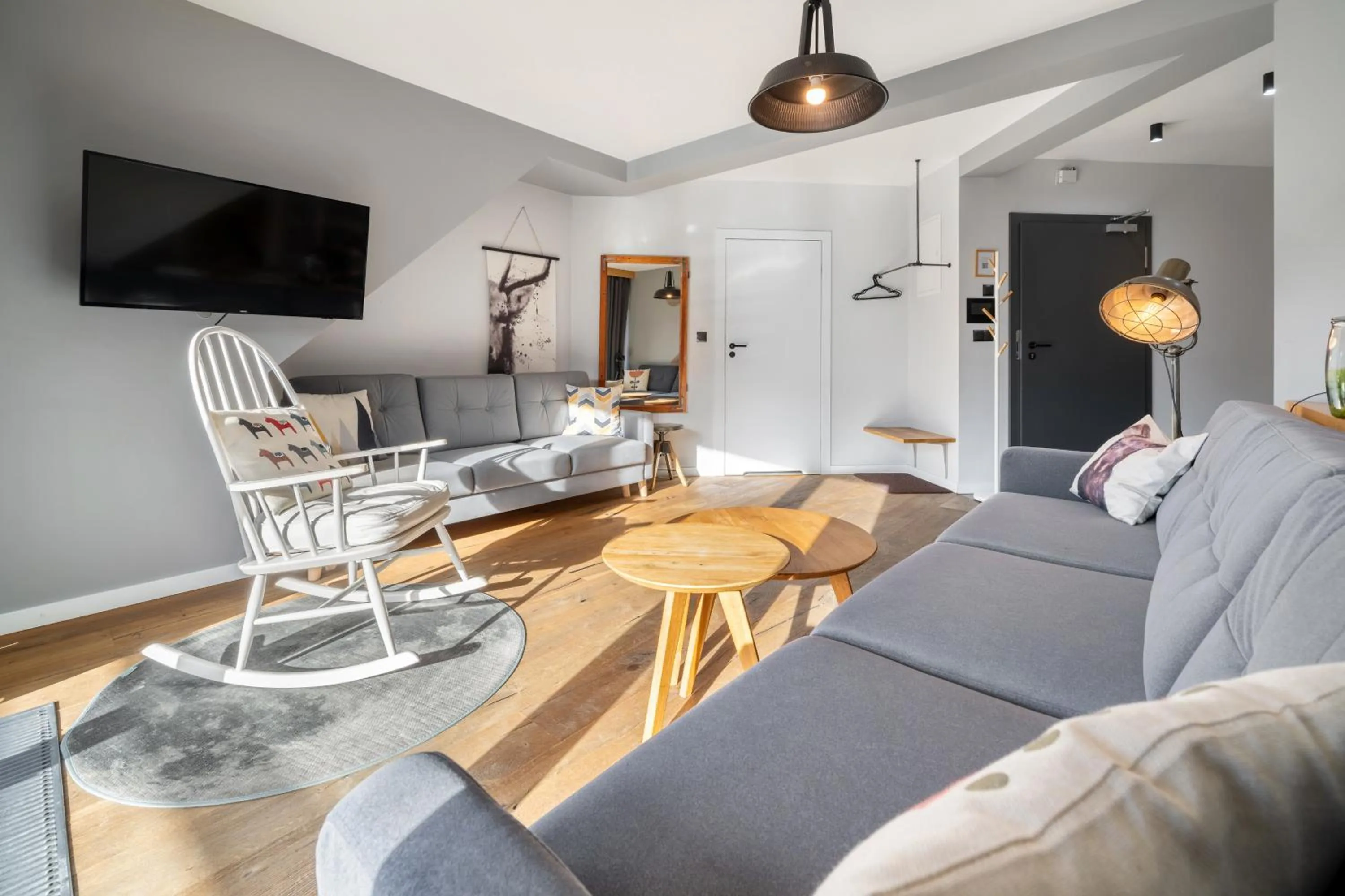 Living room in Green Deer Premium