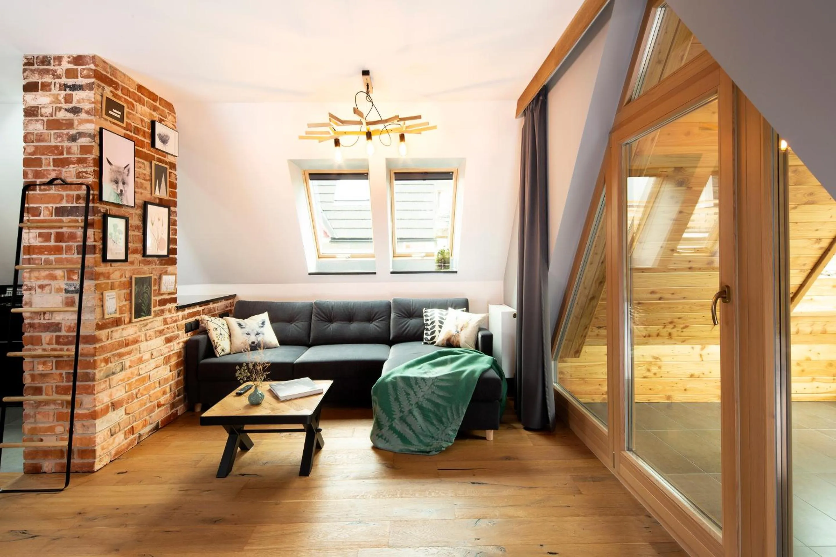 Living room in Green Deer Premium