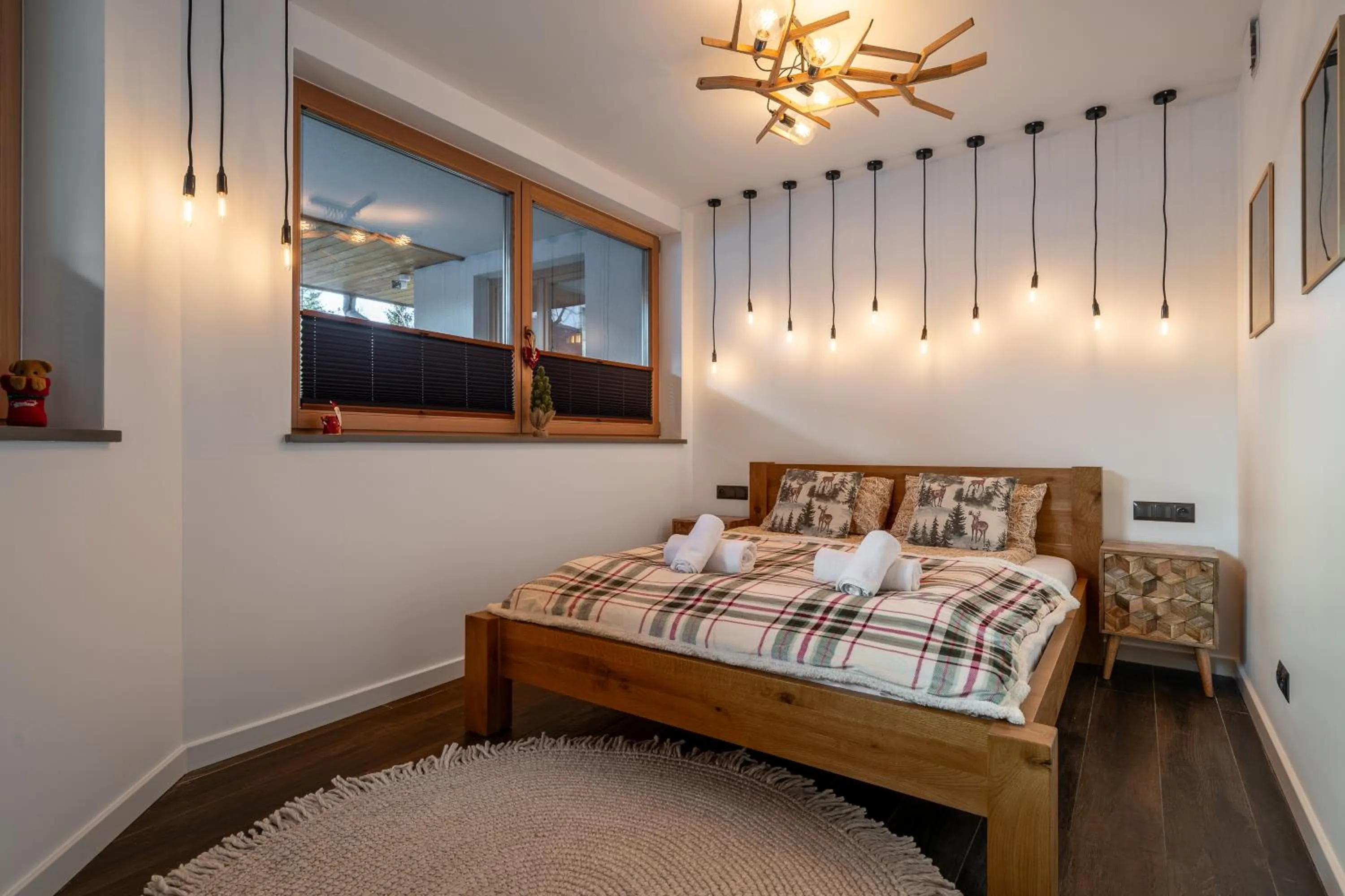 Bedroom, Bed in Green Deer Premium