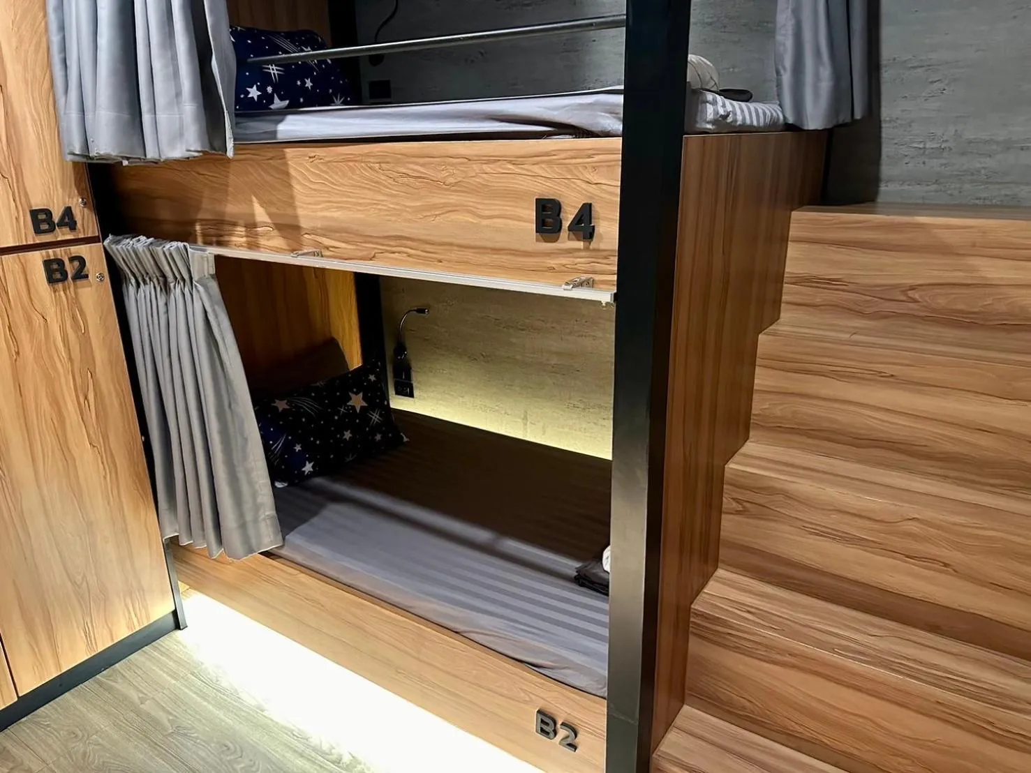 bunk bed, Bed in Niece Hostel Phuket - Bangtao Beach