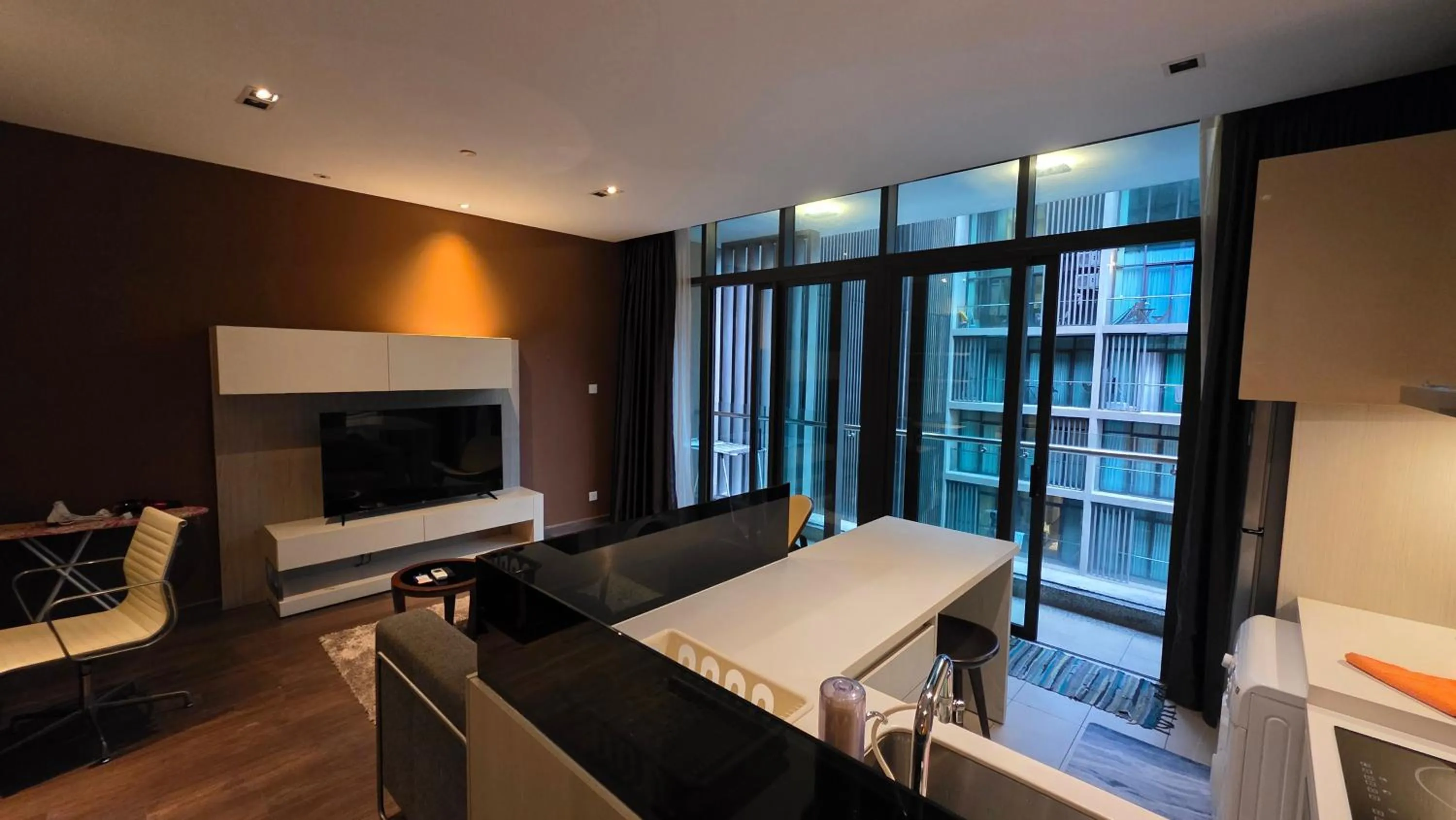 Kitchen or kitchenette in My Misto Homestay, Riverson Soho