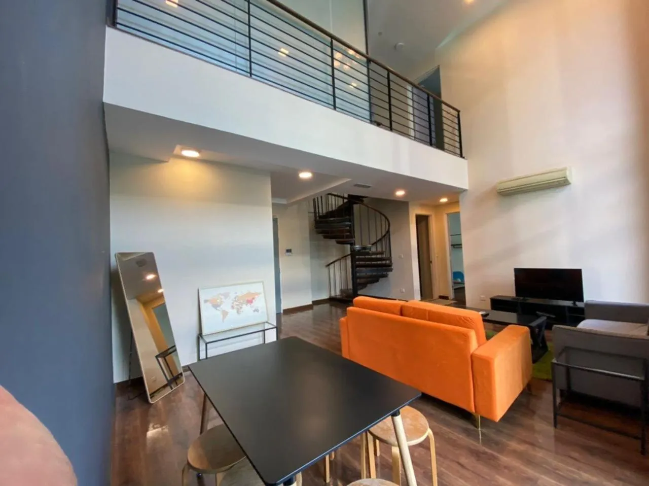 Dining area in My Misto Homestay, Riverson Soho
