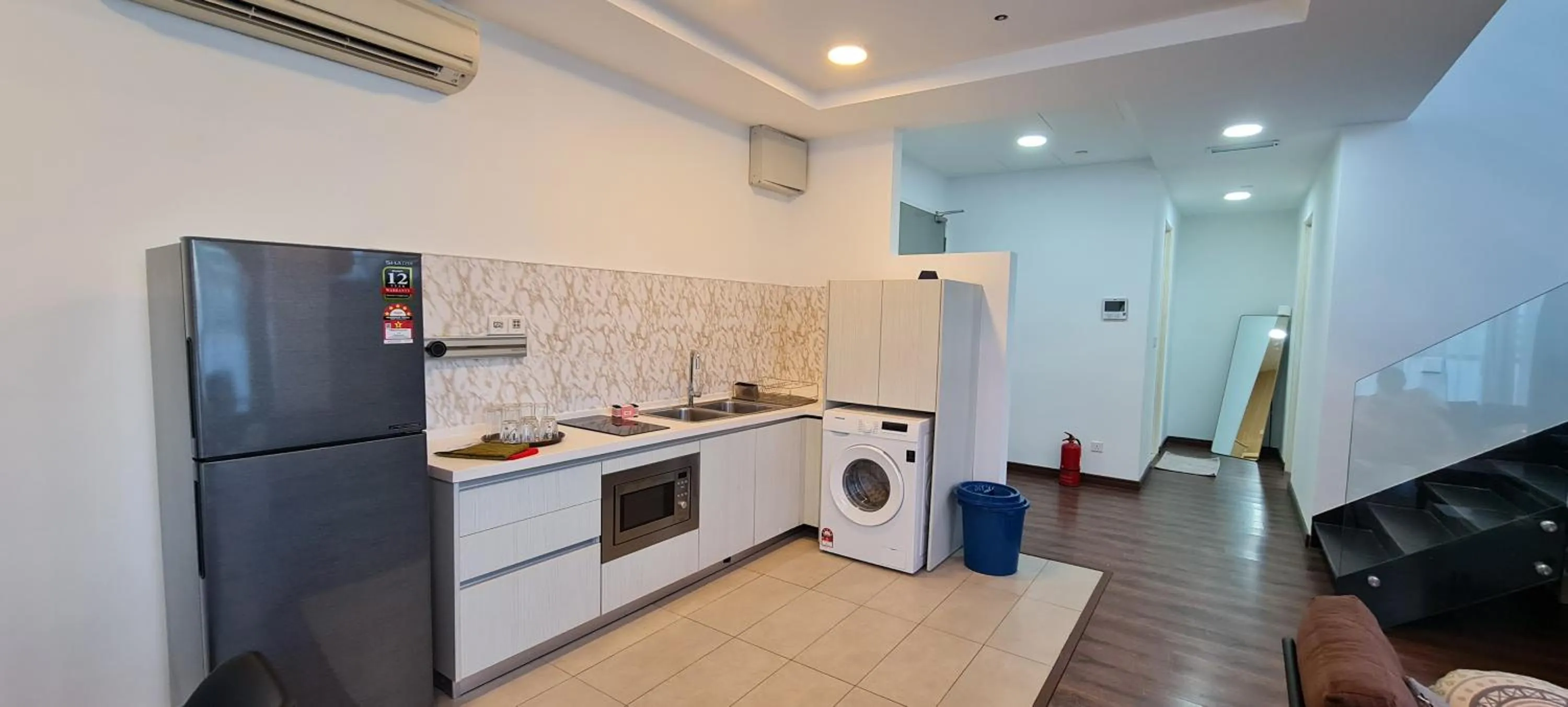 Kitchen or kitchenette in My Misto Homestay, Riverson Soho