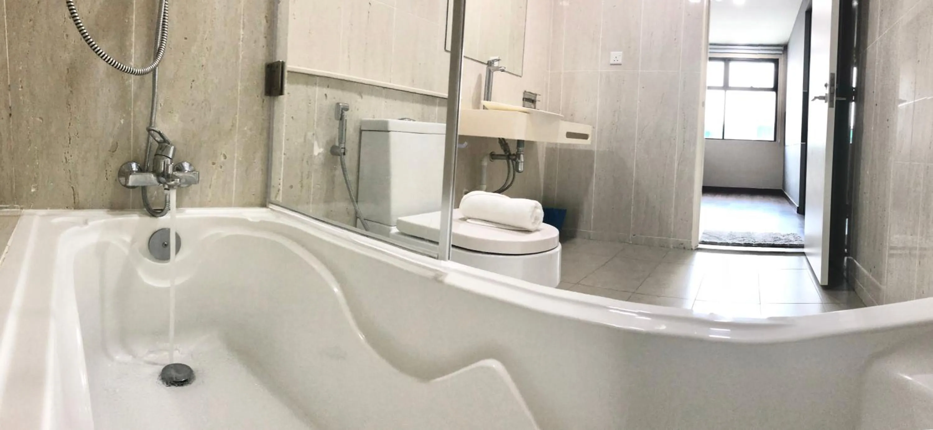 Bathroom in My Misto Homestay, Riverson Soho