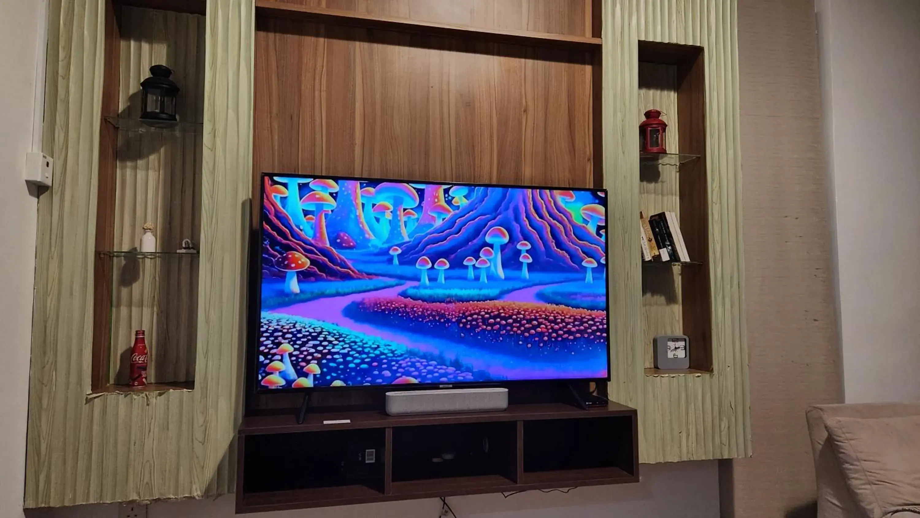 Communal lounge/ TV room in My Misto Homestay, Riverson Soho Communal lounge/ TV room in My Misto Homestay, Riverson Soho