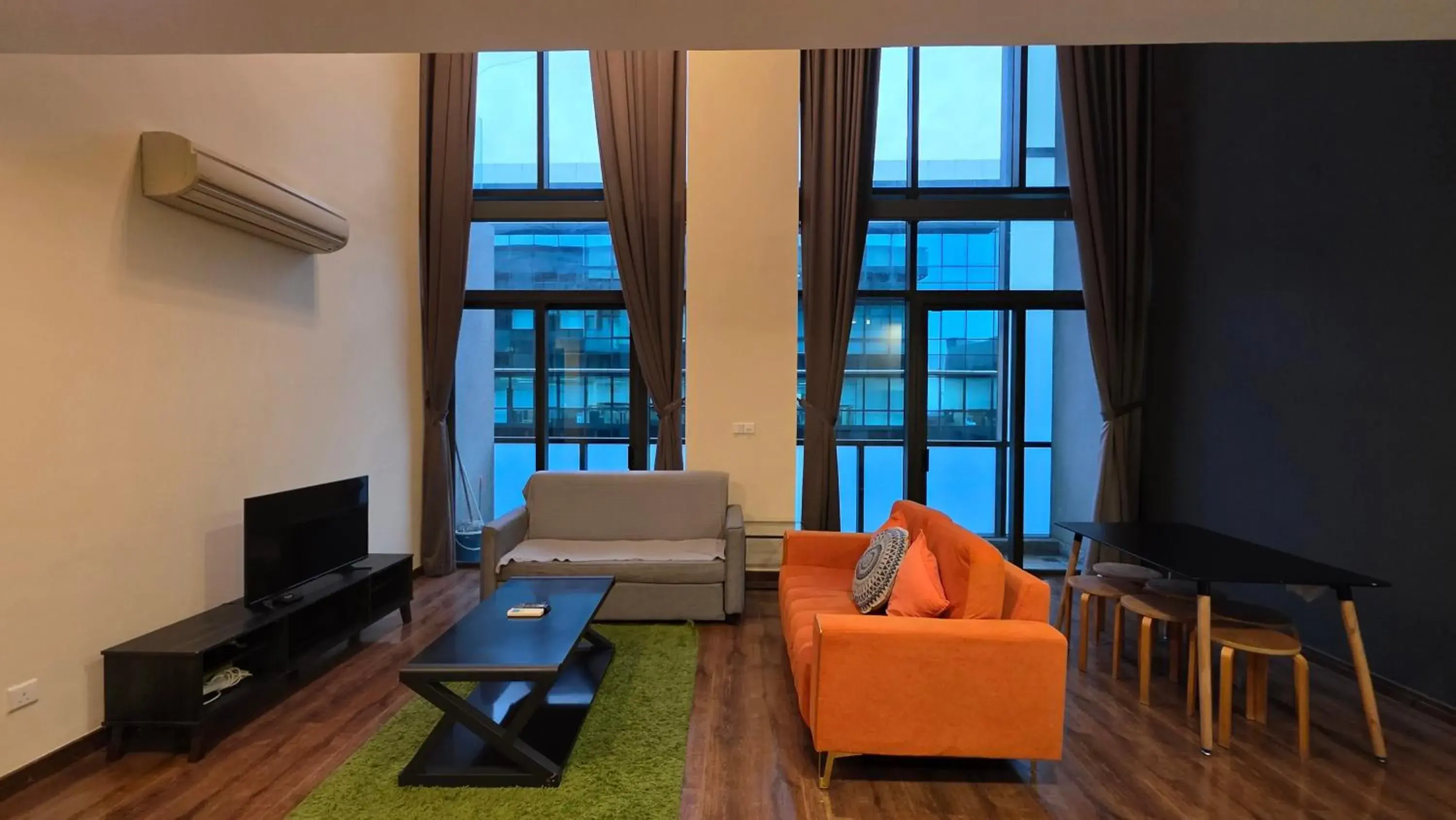 Three-Bedroom Apartment - High Floor in My Misto Homestay, Riverson Soho Three-Bedroom Apartment - High Floor in My Misto Homestay, Riverson Soho