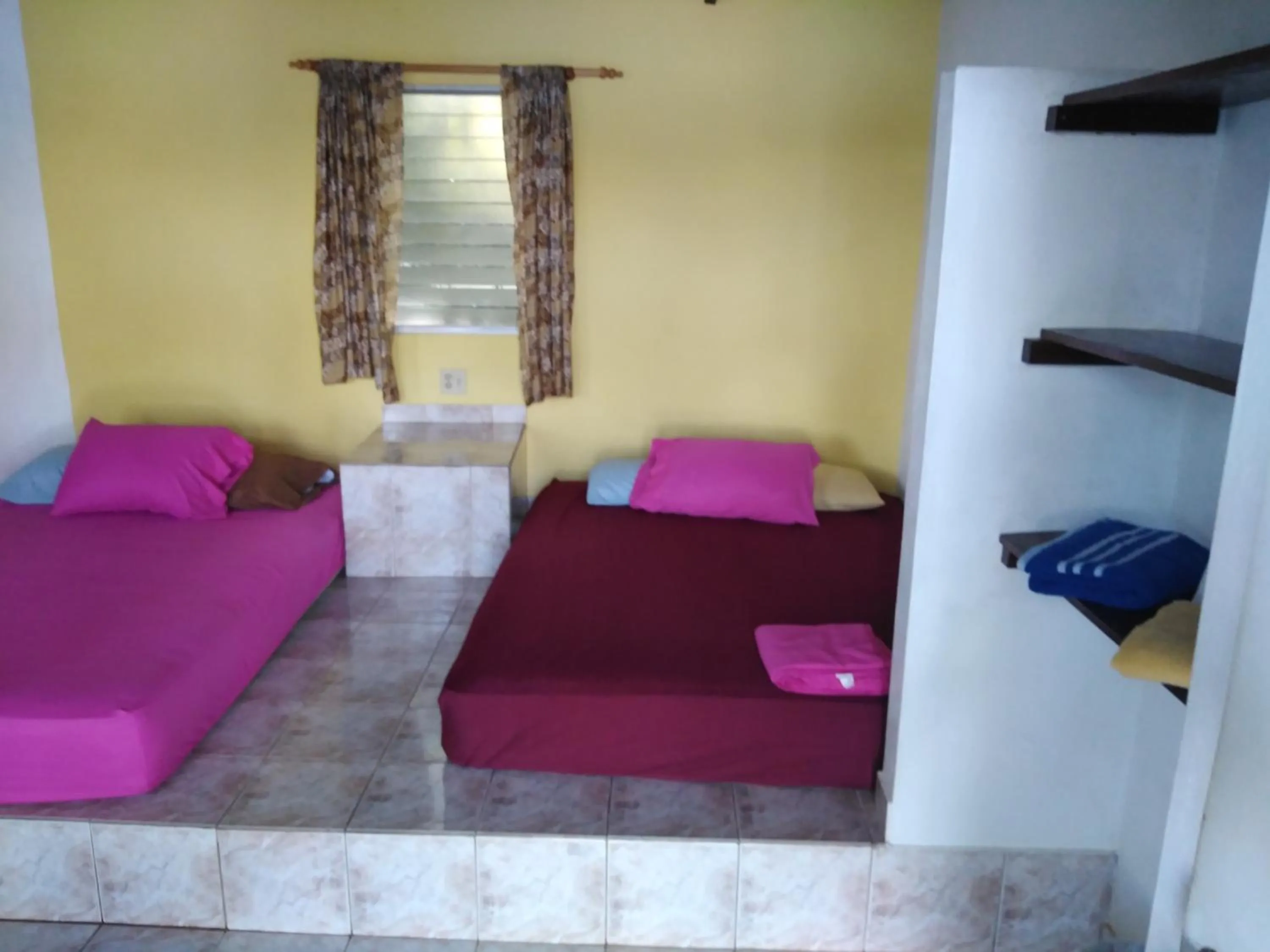 Photo of the whole room, Bed in Boca Brava Lodge