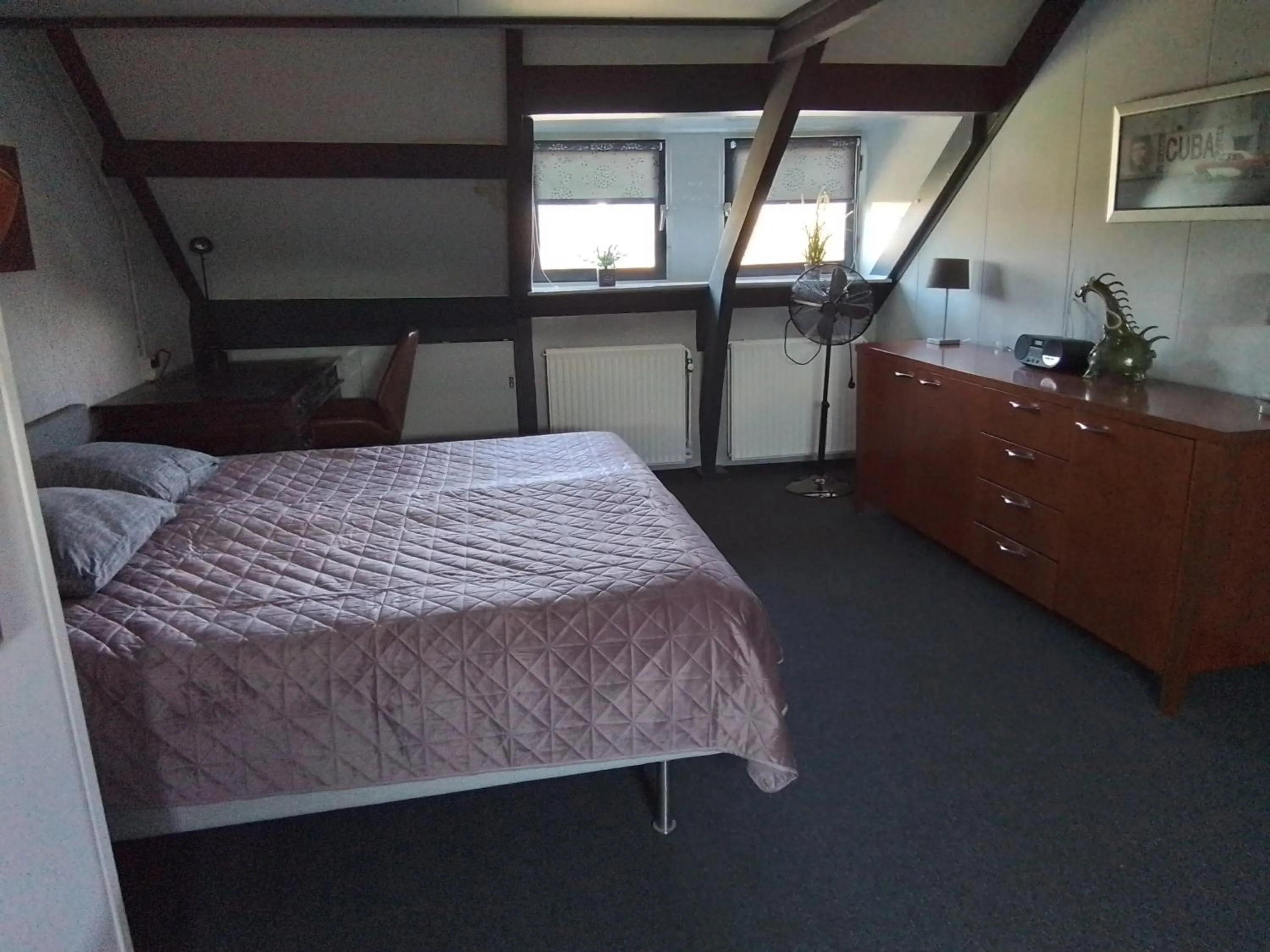 Bedroom, Bed in D'n Engel