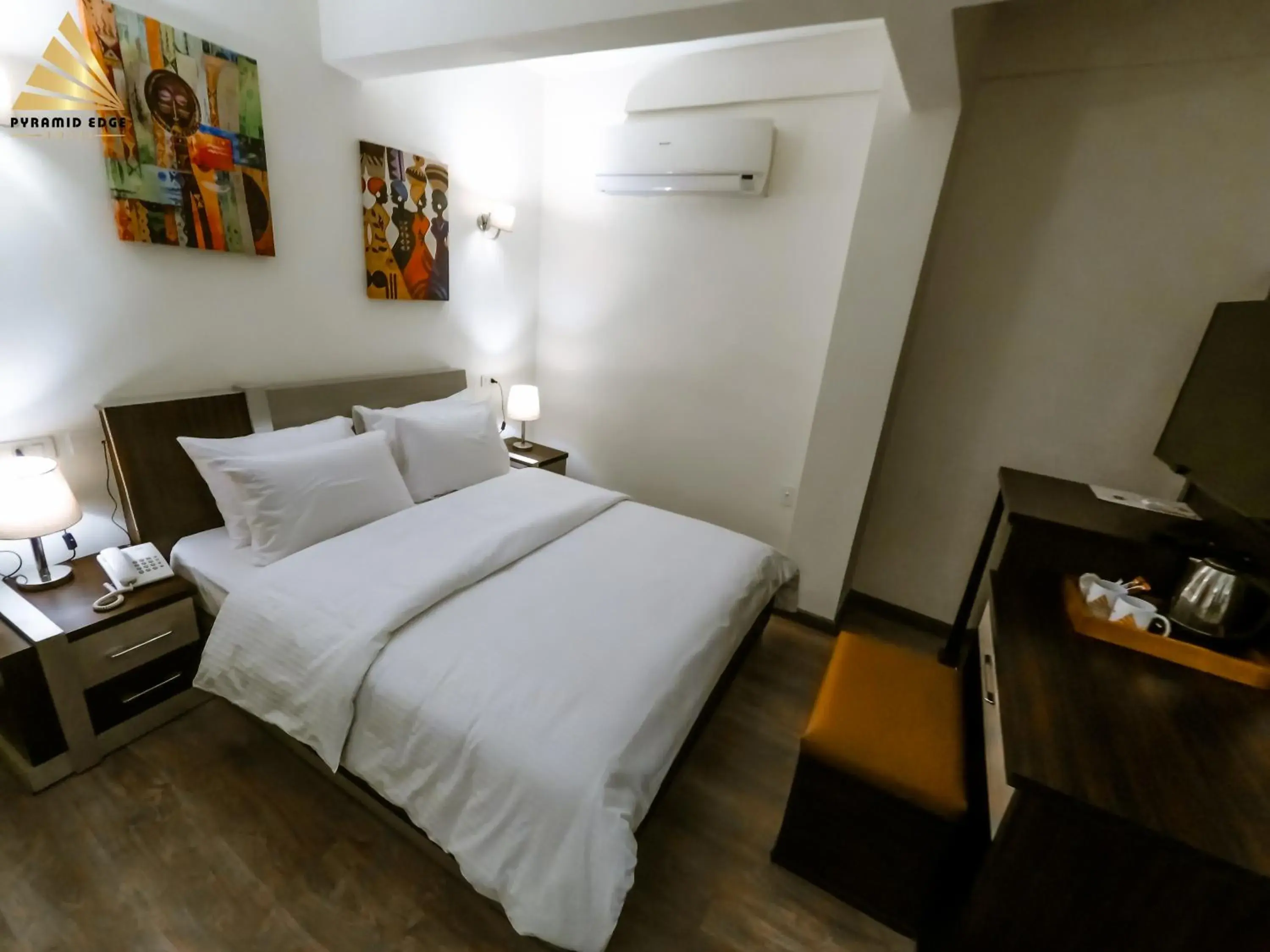 Bed in Pyramid Edge Hotel & Exclusive Pyramids View Rooftop Bed in Pyramid Edge Hotel & Exclusive Pyramids View Rooftop