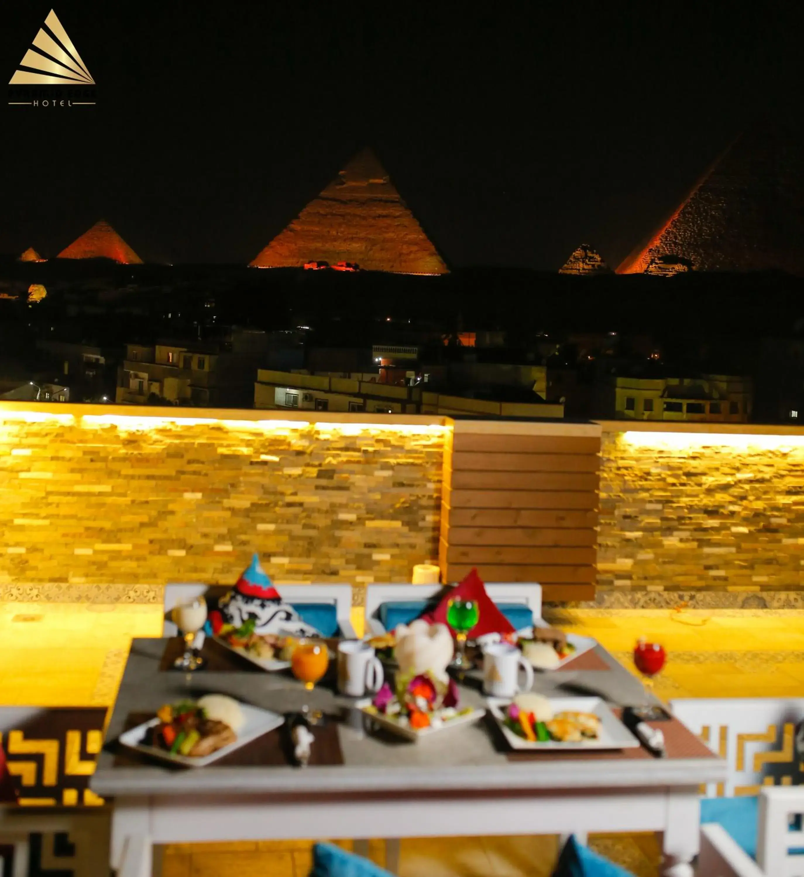 Restaurant/places to eat in Pyramid Edge Hotel & Exclusive Pyramids View Rooftop Restaurant/places to eat in Pyramid Edge Hotel & Exclusive Pyramids View Rooftop
