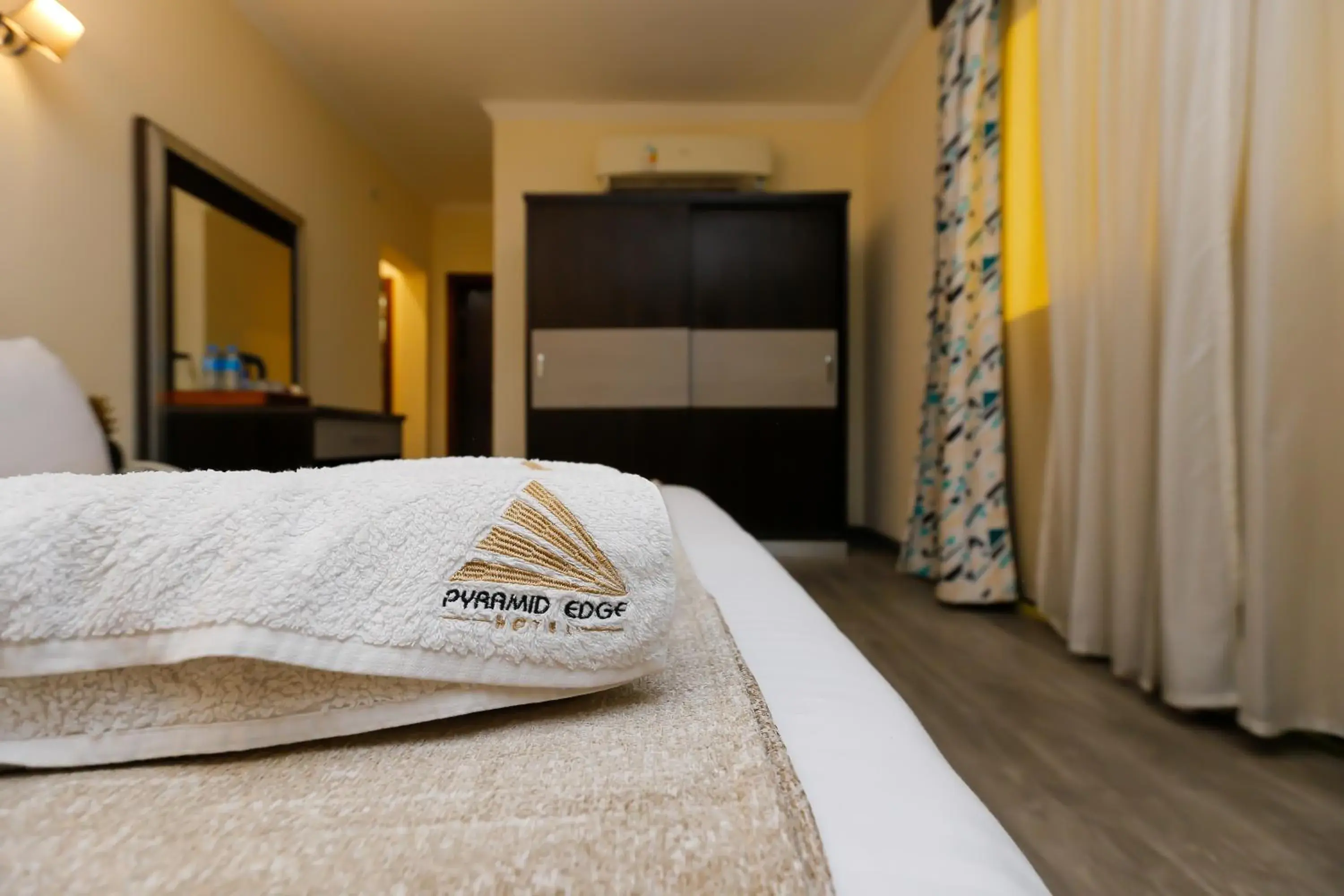 Bed in Pyramid Edge Hotel & Exclusive Pyramids View Rooftop Bed in Pyramid Edge Hotel & Exclusive Pyramids View Rooftop